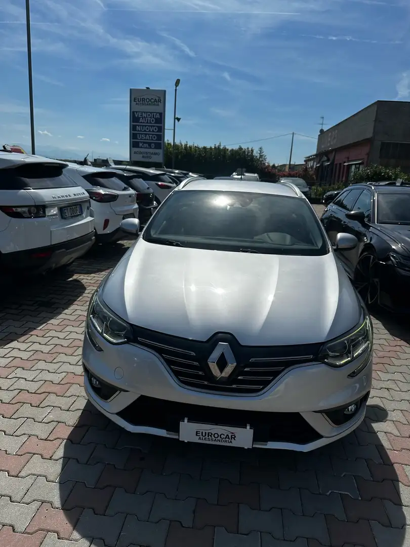 Renault Megane Sporter 1.5 dci energy Business 110cv Gri - 2