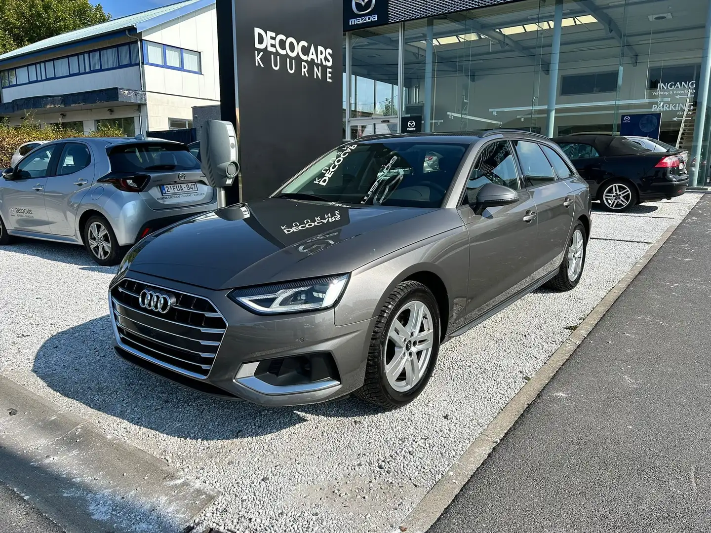 Audi A4 Sensoren/ Zetelverwarming/ Carplay/ Cruise Control Gris - 1