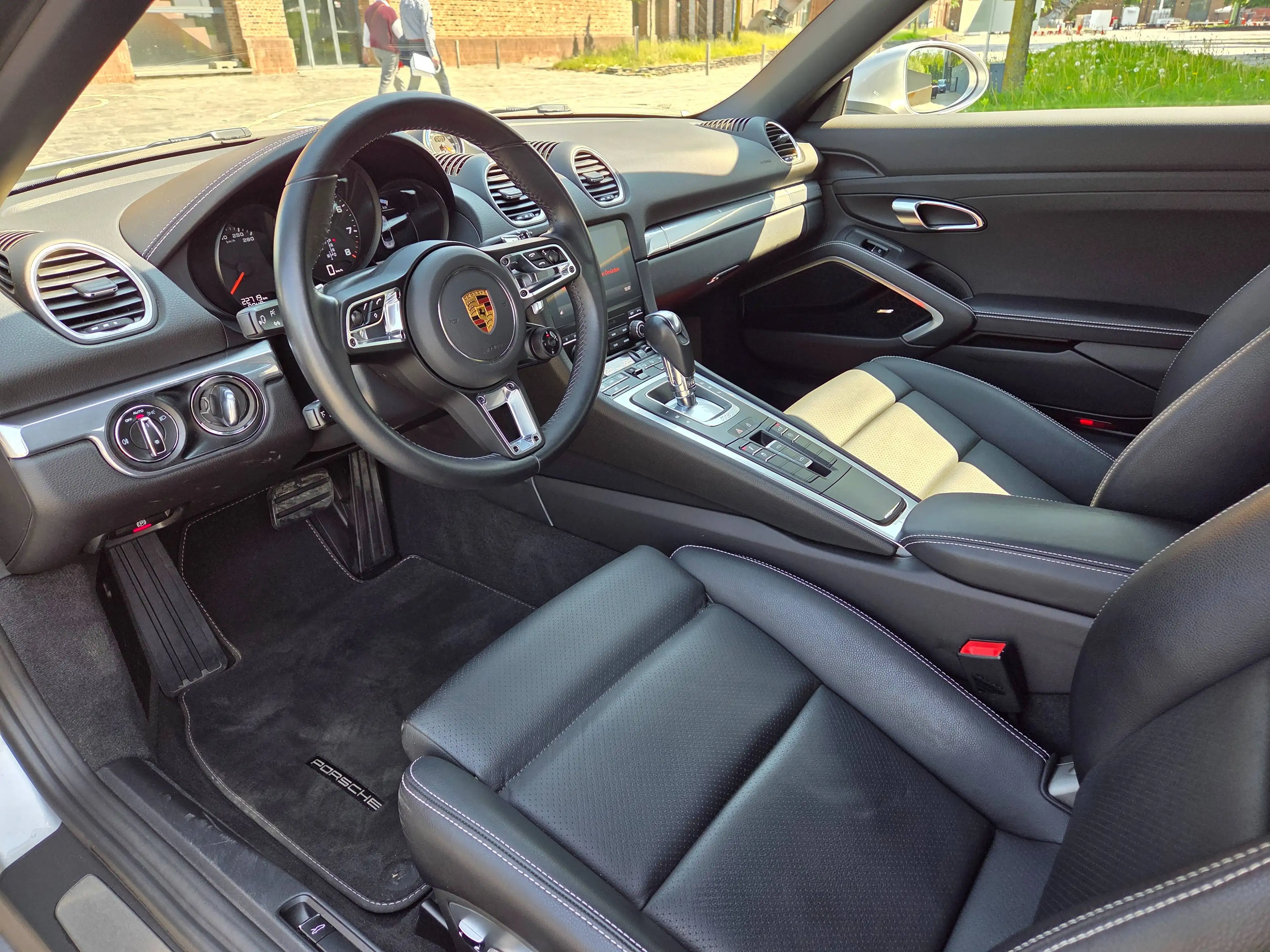 Porsche 718 718 Boxster 2.0 Turbo Style Edition PDK/BOSE/CHRONO — photo 13