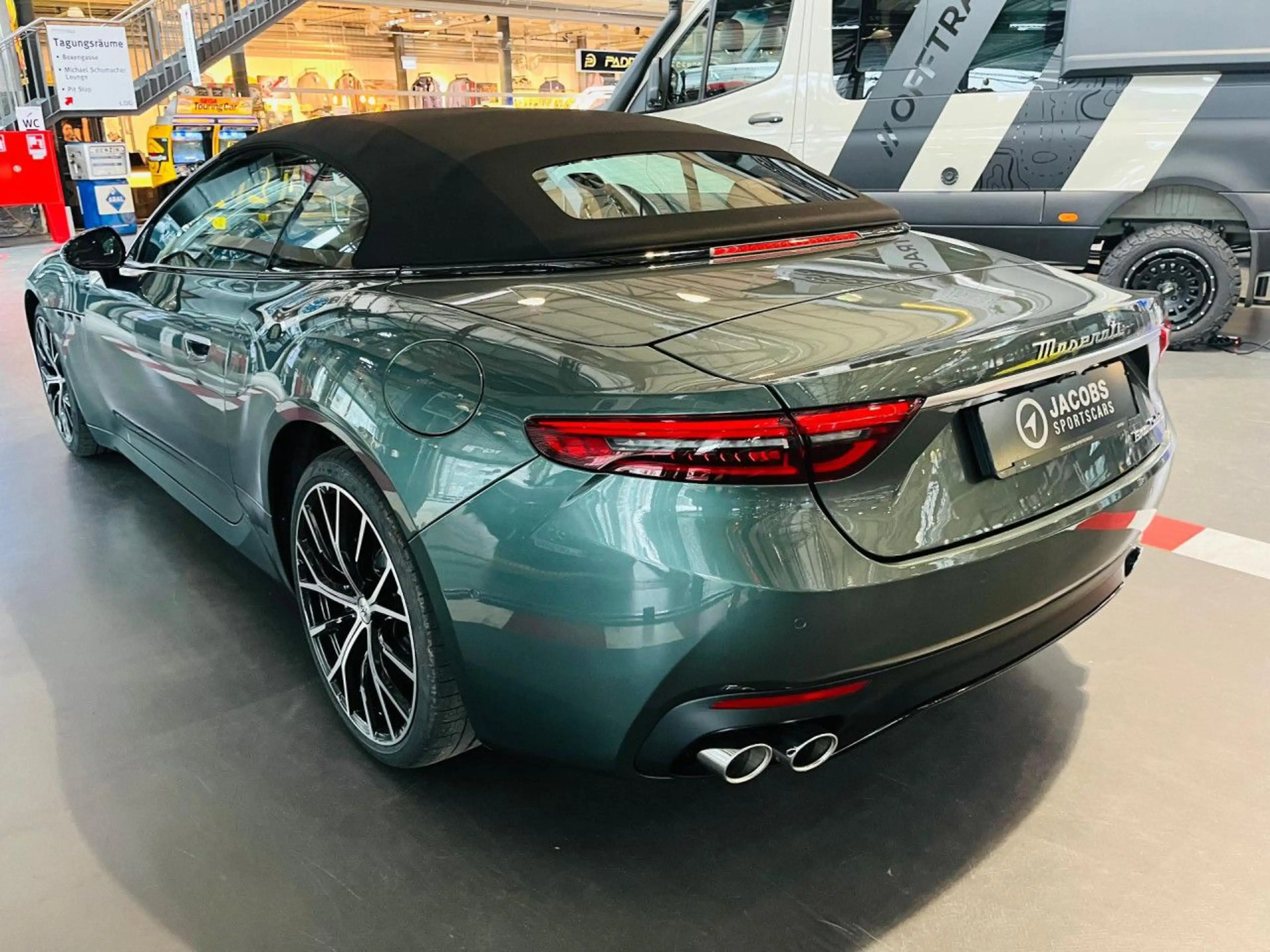 Maserati GranCabrio Verde Giada+HUD+Surround-Kamera+Maserati Köln — photo 10