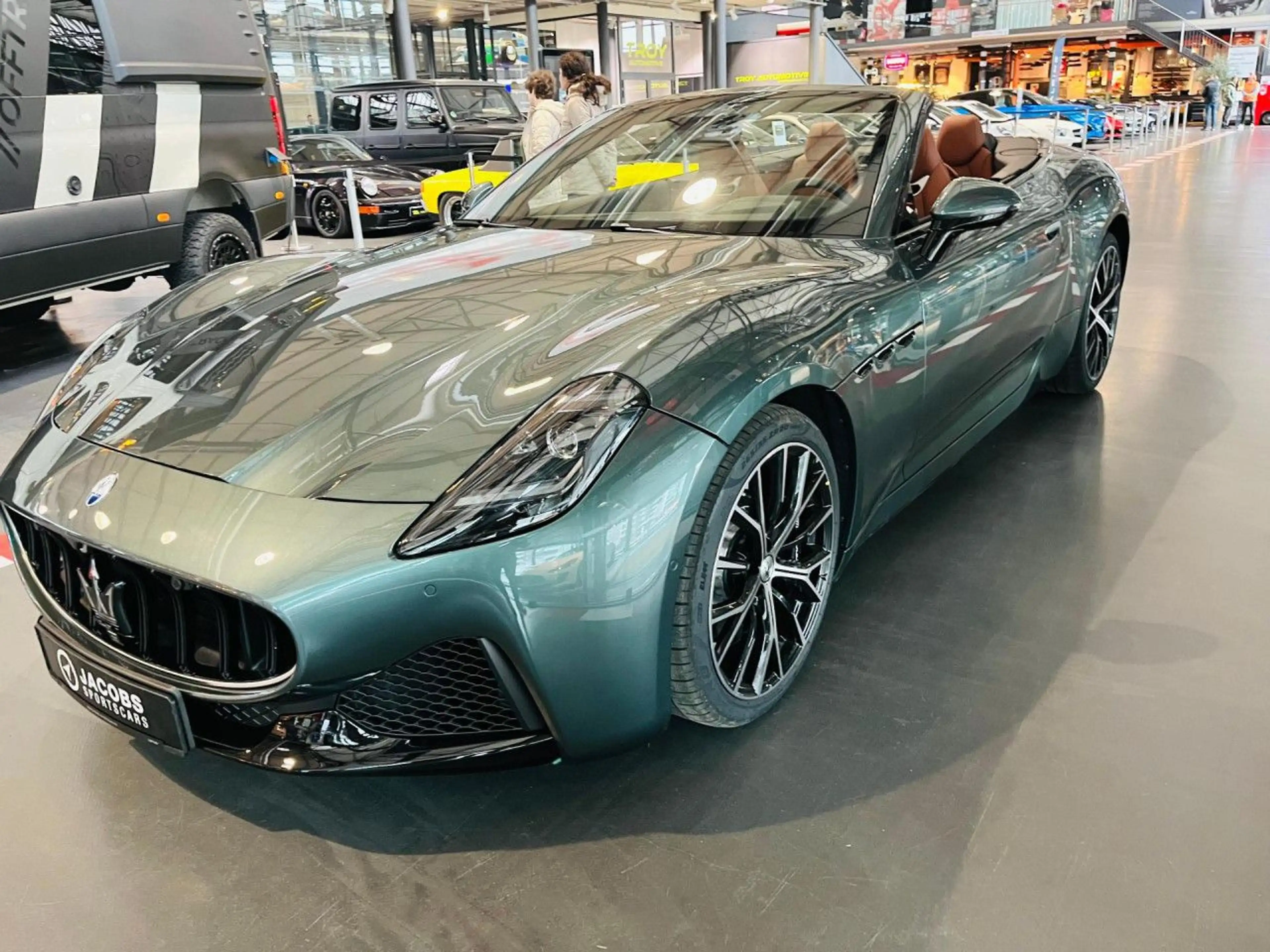 Maserati GranCabrio Verde Giada+HUD+Surround-Kamera+Maserati Köln — photo 3