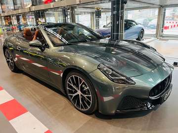 Verde Giada+HUD+Surround-Kamera+Maserati Köln