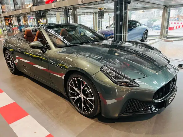 Maserati GranCabrio Verde Giada+HUD+Surround-Kamera+Maserati Köln