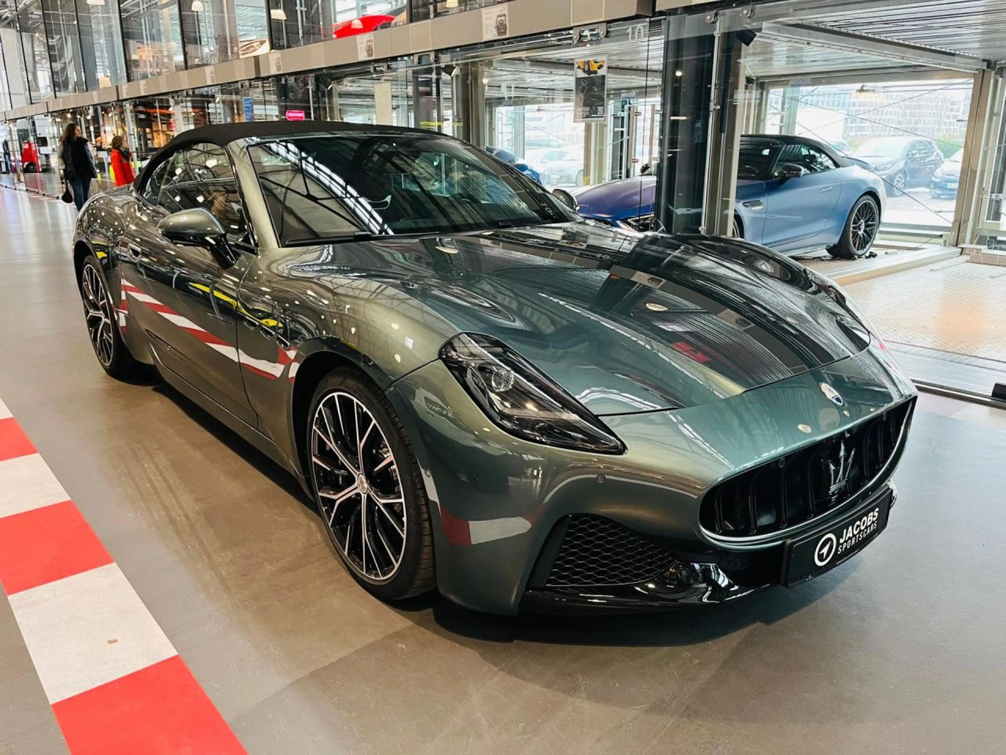 Maserati GranCabrio Verde Giada+HUD+Surround-Kamera+Maserati Köln — photo 7