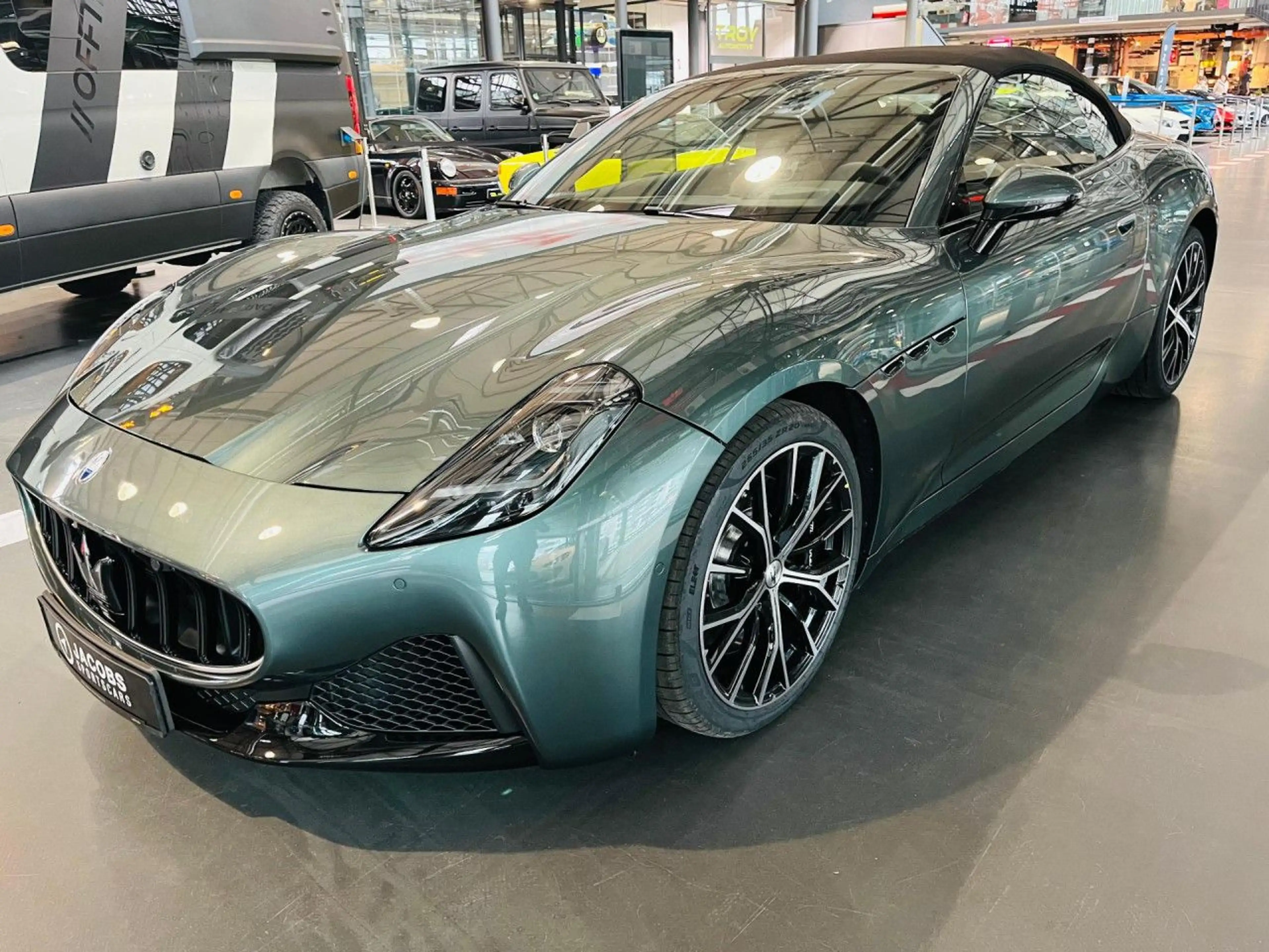 Maserati GranCabrio Verde Giada+HUD+Surround-Kamera+Maserati Köln — photo 6