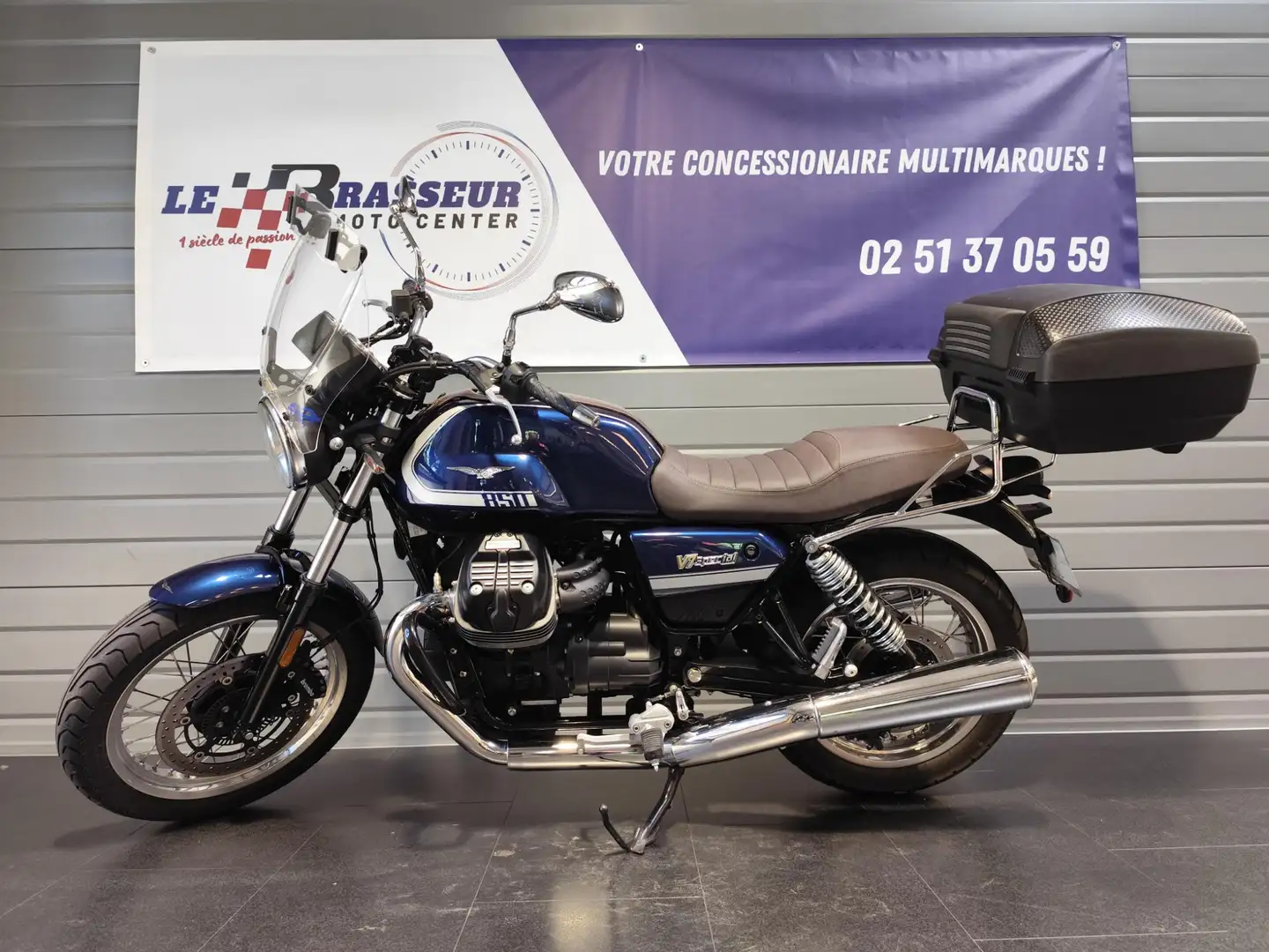 Moto Guzzi V 7 Albastru - 2