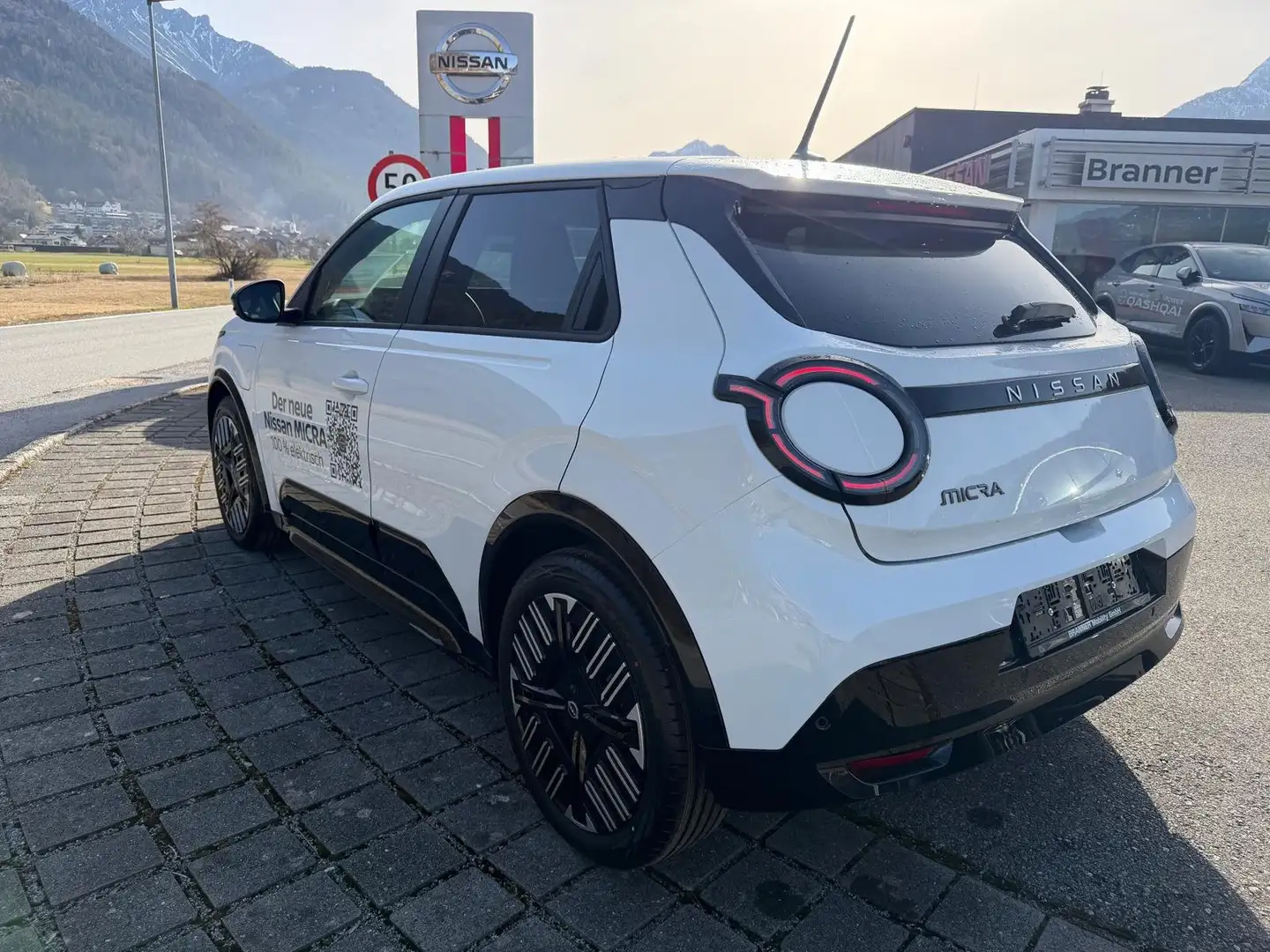 Nissan Micra 40 kWh Engage Weiß - 2