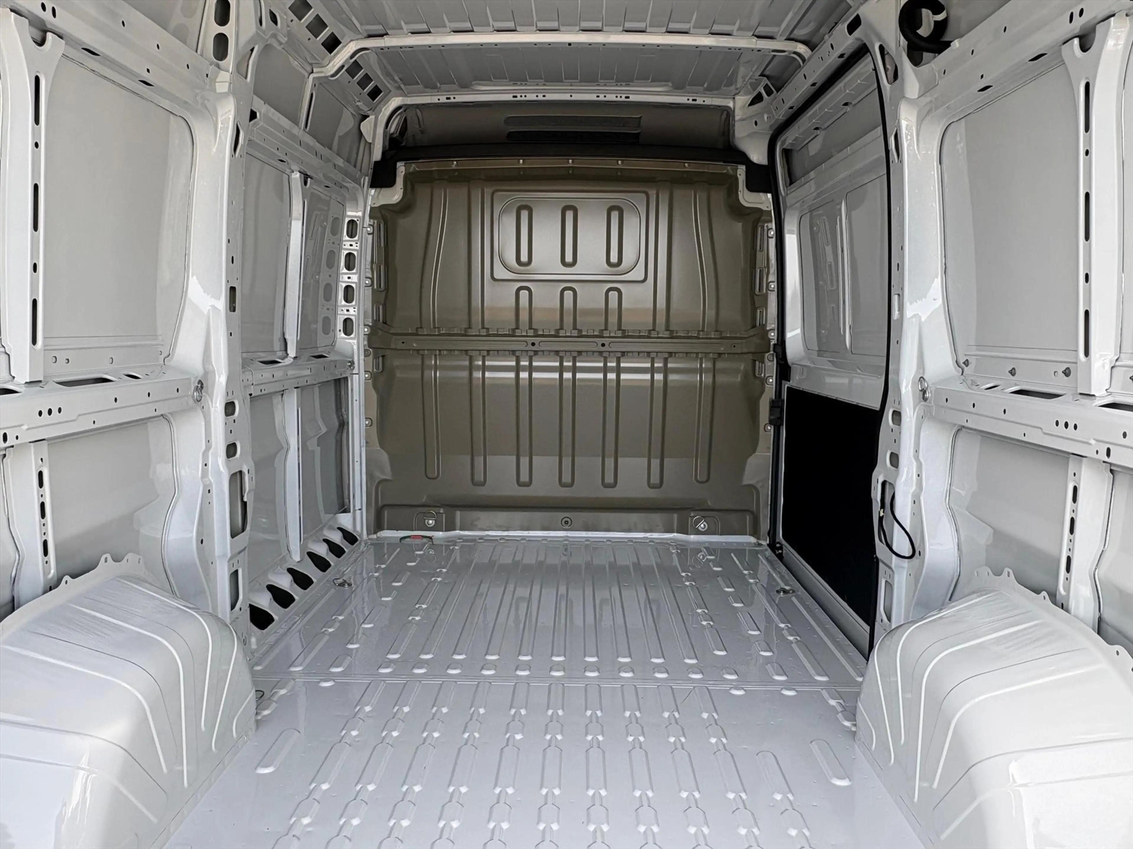 Citroen Jumper 2.2 BlueHDi 140pk L2H2 | Pack Techno plus | Trekha — photo 8