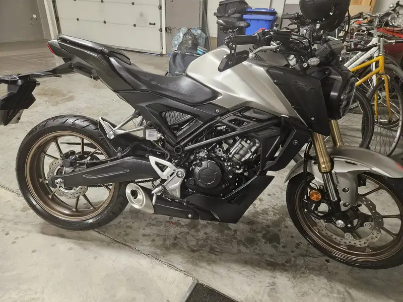 Honda CB 125 - foto 4