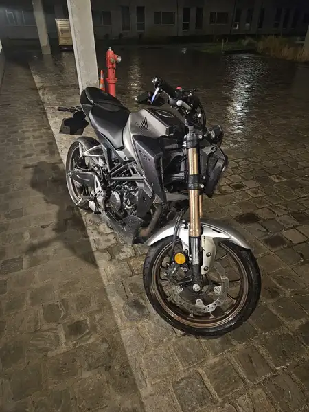 Honda CB 125 - foto 2