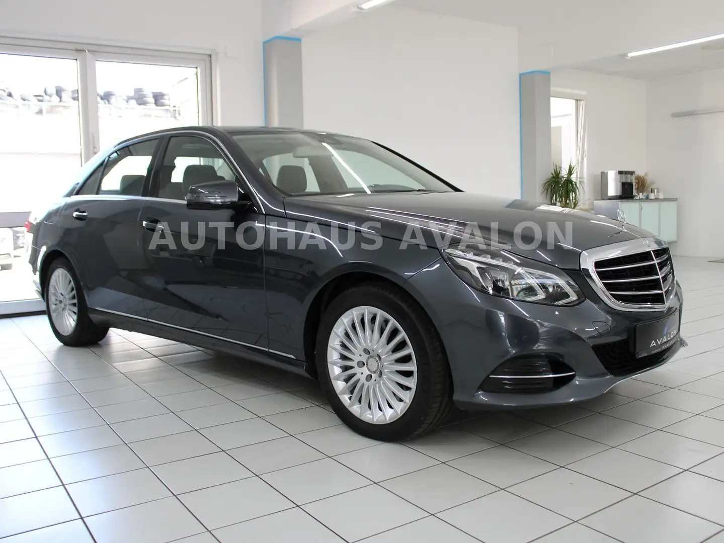 Mercedes-Benz E 400 E400 1.BESITZ*AIRM~ILS~SITZKLIMA~MEMORY~H/K®~COM Grau - 2