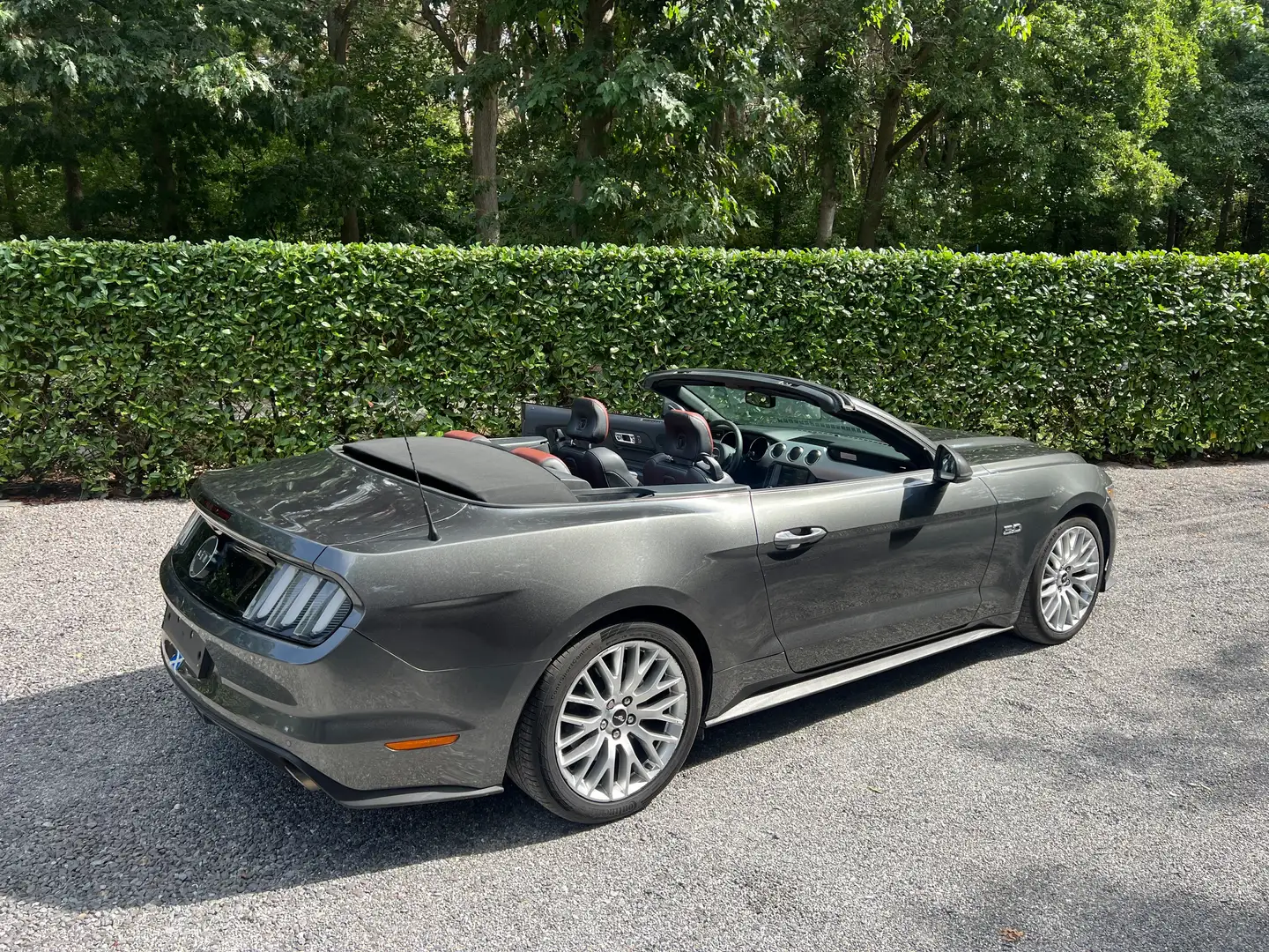 Ford Mustang Mustang Cabrio 5.0 Ti-VCT V8 GT Grau - 1