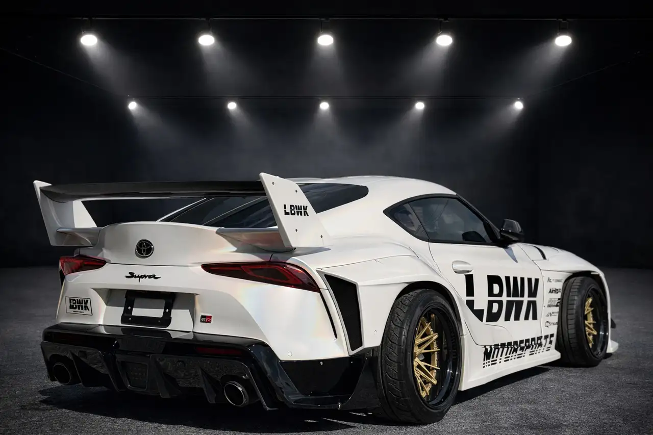 Toyota GR Supra снимка Toyota GR Supra