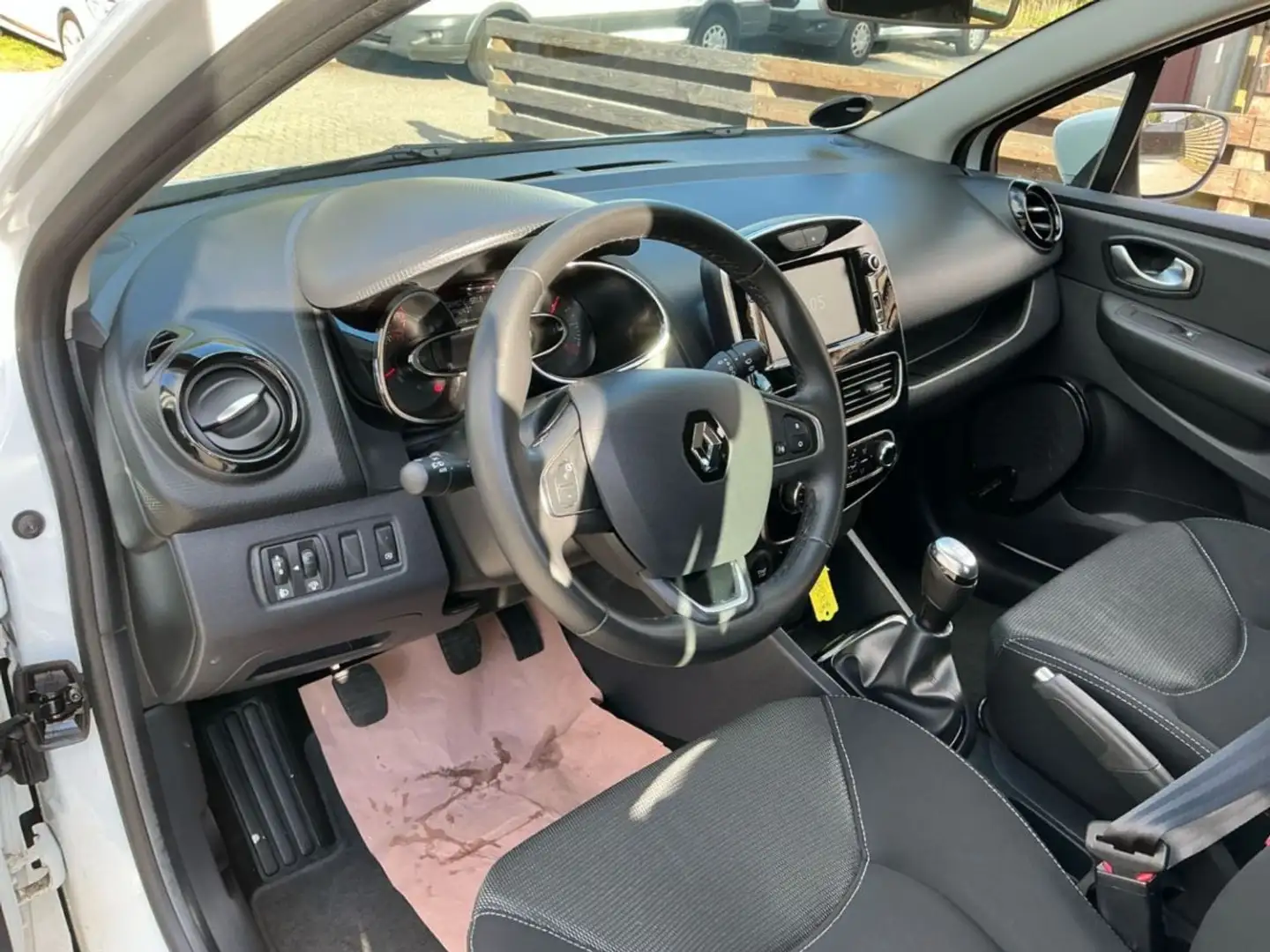 Renault Clio IV 0.9 TCe 90 ZEN Blanc - 2