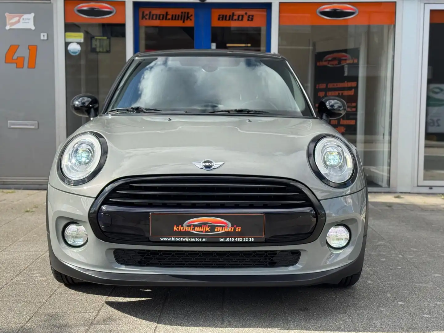 MINI Cooper 1.5 Automaat Nardo Grey/Black Pack Navigatie Led 5 Grau - 2