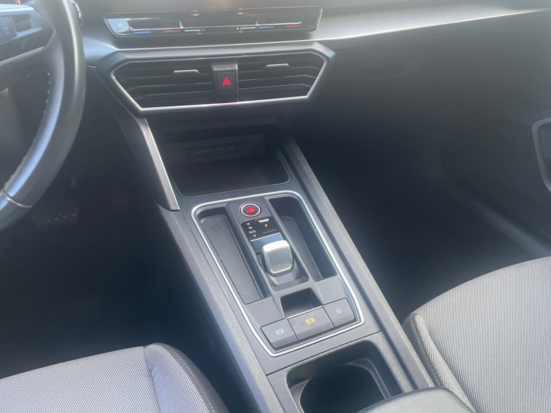 SEAT Leon Move! 2.0 TDI 150ch DSG - Toit panoramique — photo 7