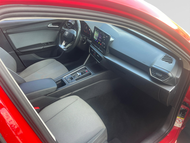 SEAT Leon Move! 2.0 TDI 150ch DSG - Toit panoramique — photo 10