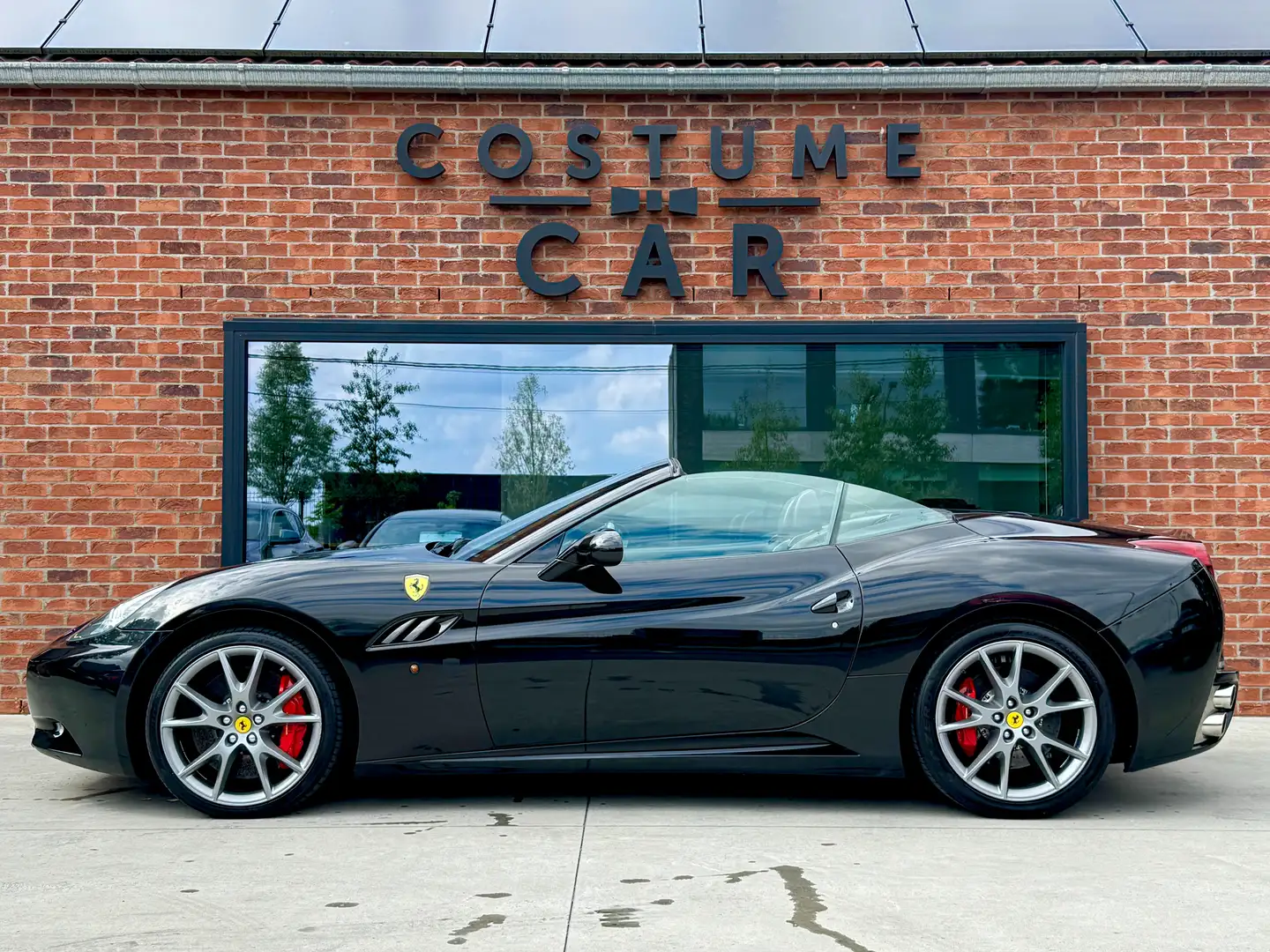 Ferrari California California 4.3i V8 Negru - 2