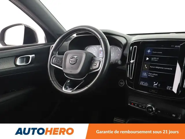 Volvo XC40 view 13