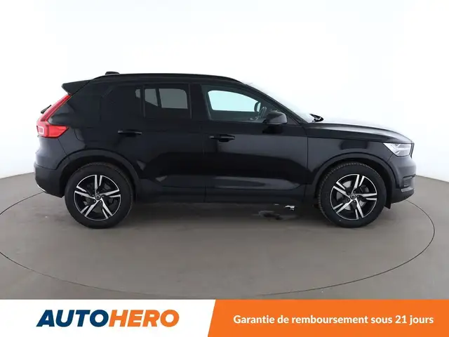 Volvo XC40 view 7
