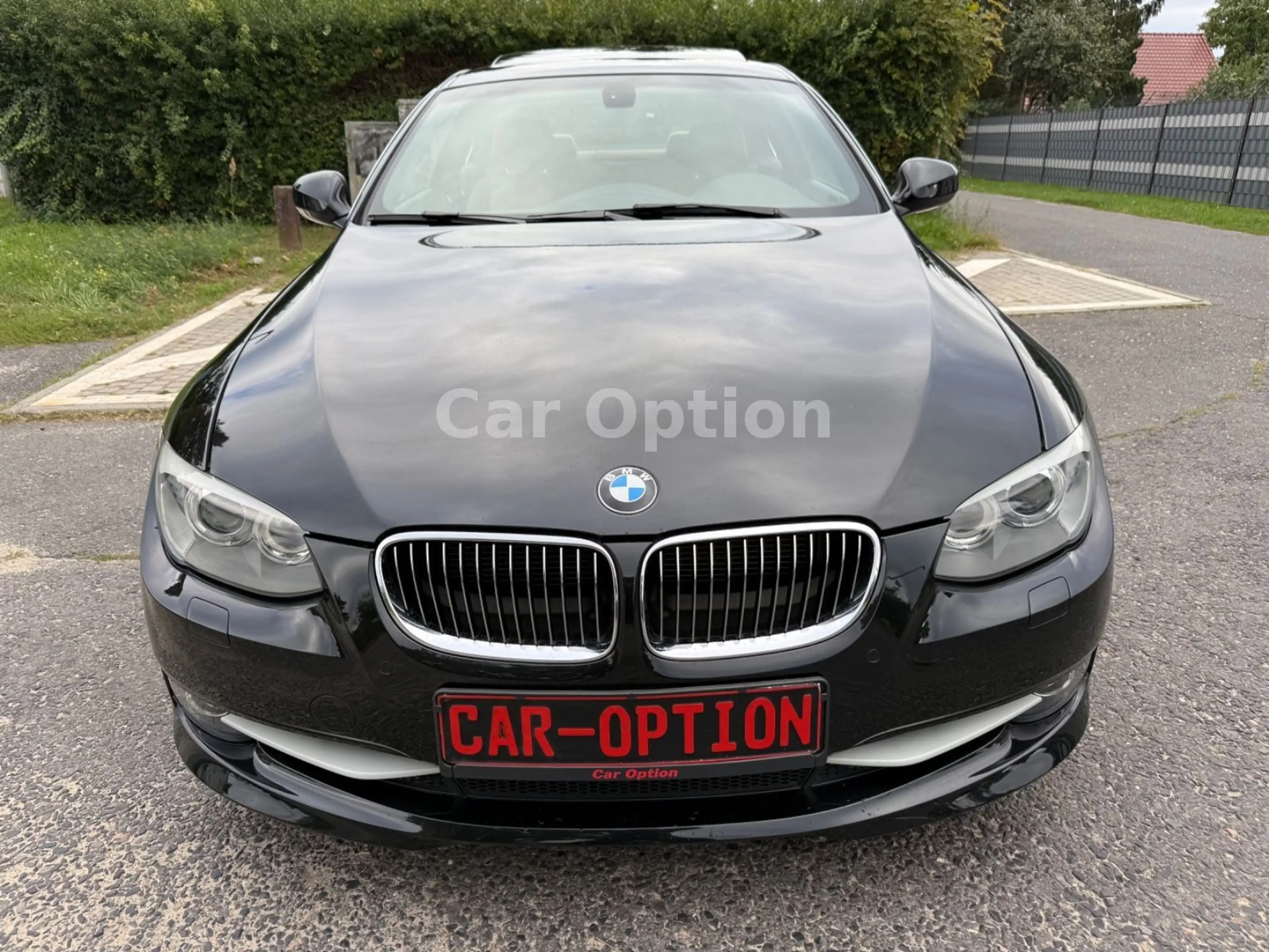 BMW 325 i Coupe/Automatik/Leder/Glasdach/Navi — photo 7