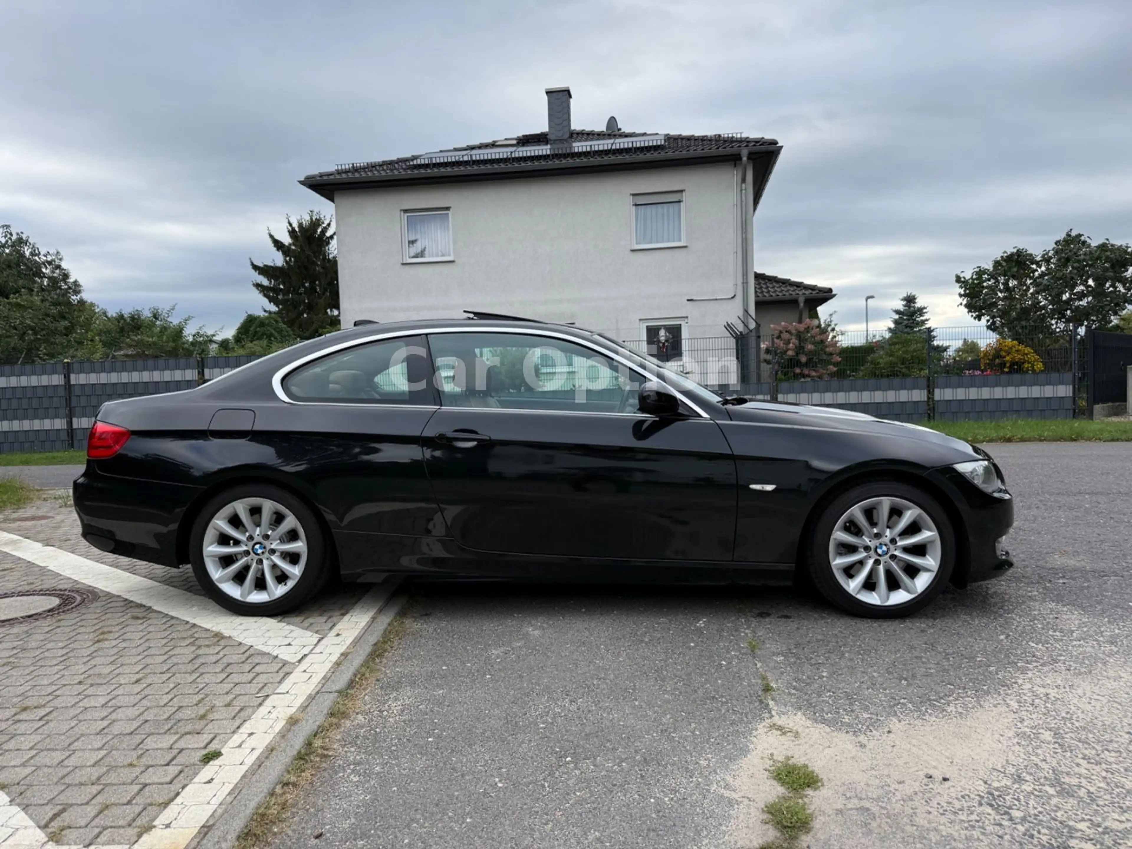 BMW 325 i Coupe/Automatik/Leder/Glasdach/Navi — photo 6
