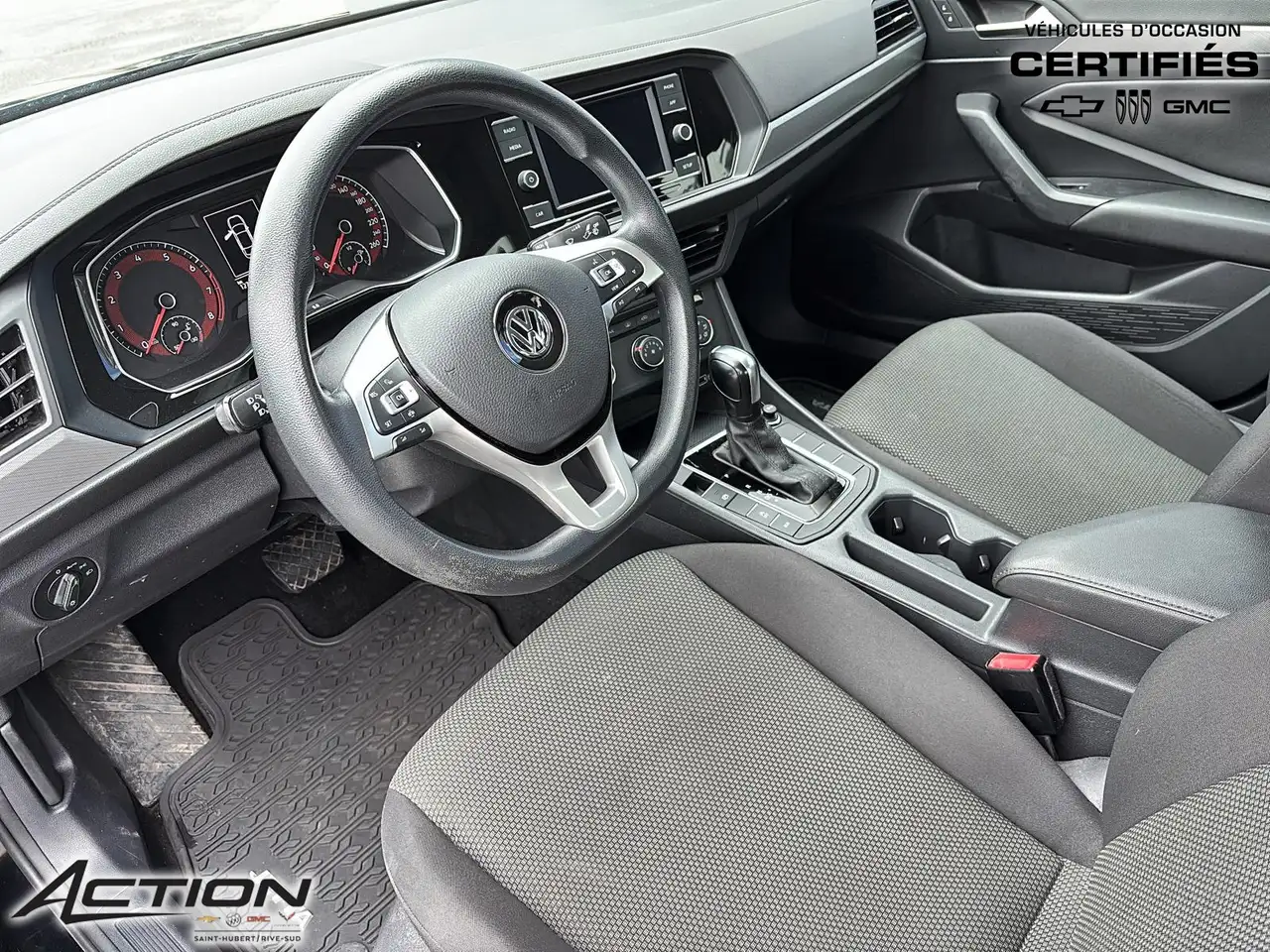 Volkswagen Jetta снимка Volkswagen Jetta