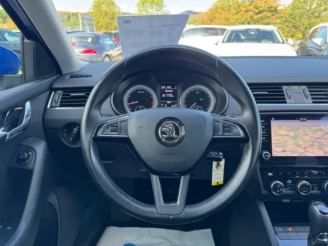 Skoda Octavia view 12