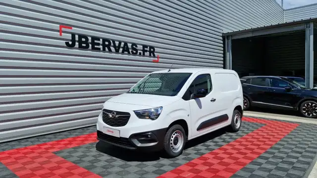 Opel M 650 KG PURETECH 110 SS BVM6