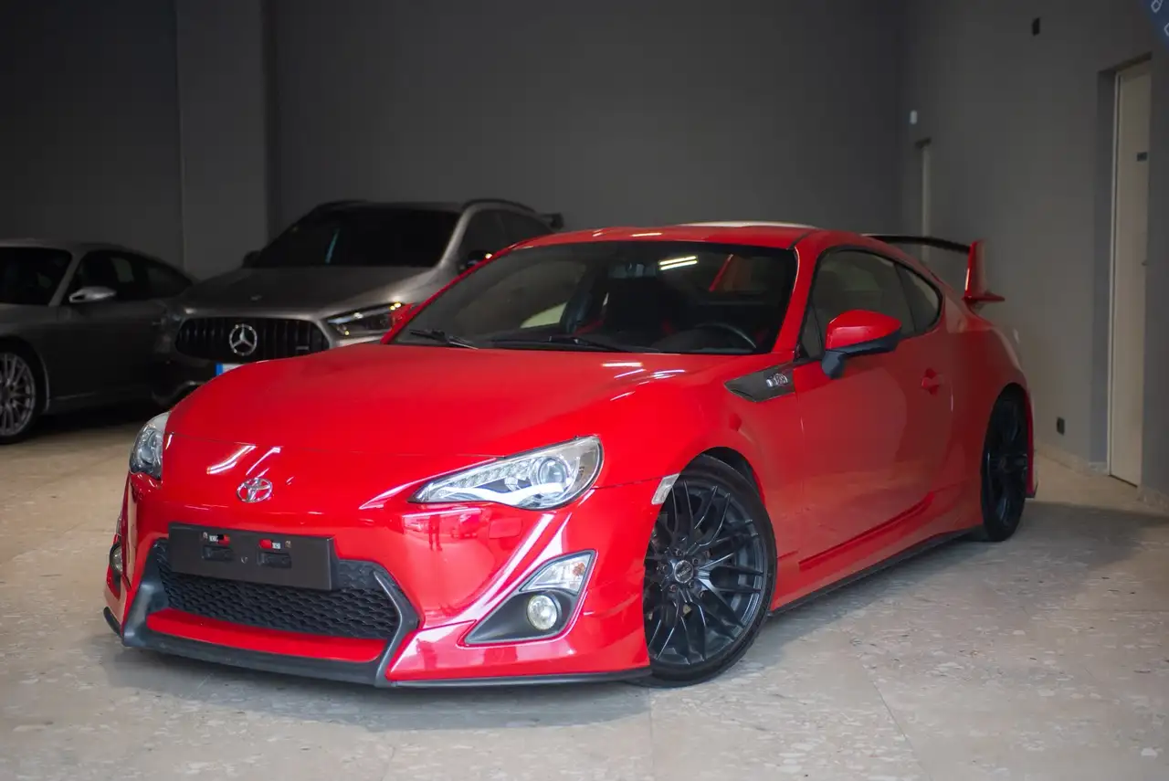 Toyota GT86 2.0 Aerokit | 200 ch | BVM | Kit carrosserie Aerokit | Aileron arrière | Jantes alliage | Écran multimédia