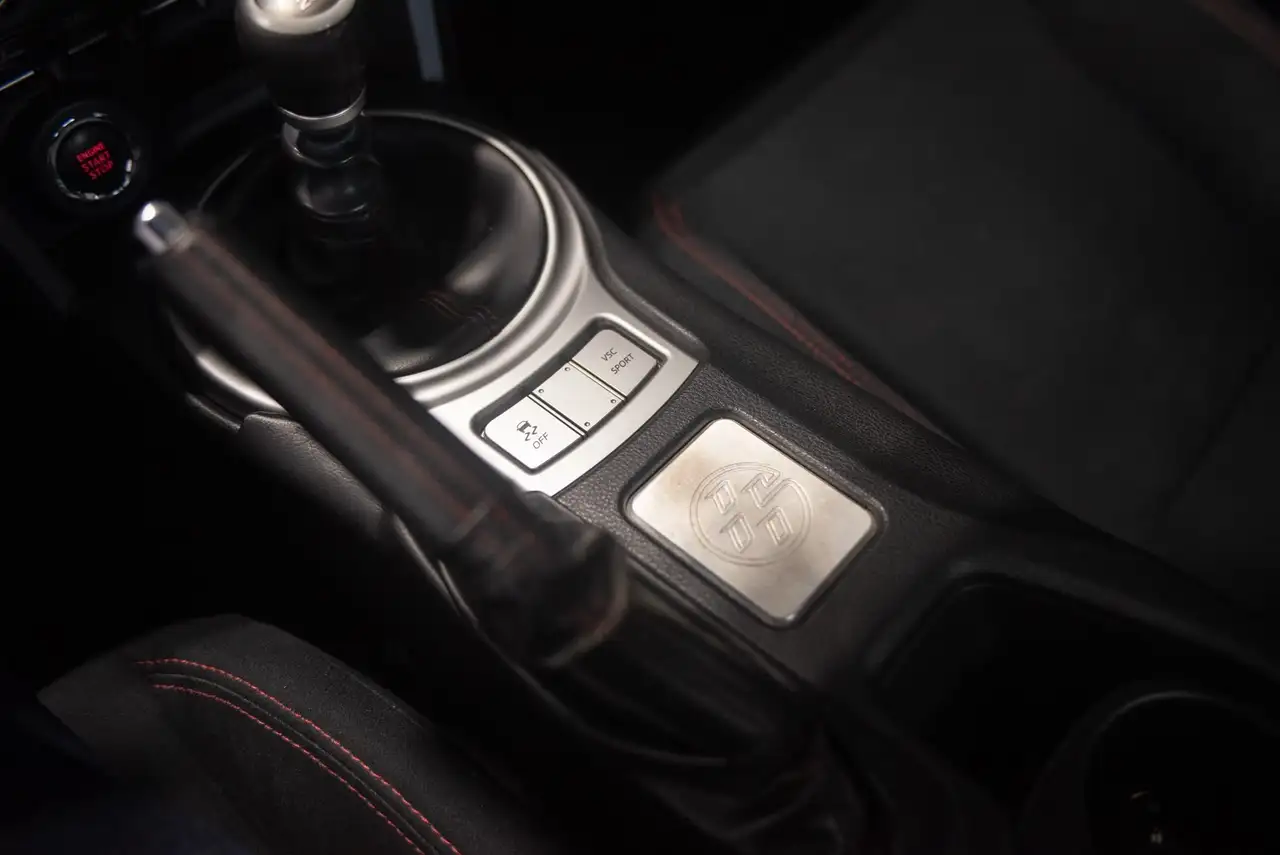 Toyota GT86 2.0 Aerokit | 200 ch | BVM | Kit carrosserie Aerokit | Aileron arrière | Jantes alliage | Écran multimédia