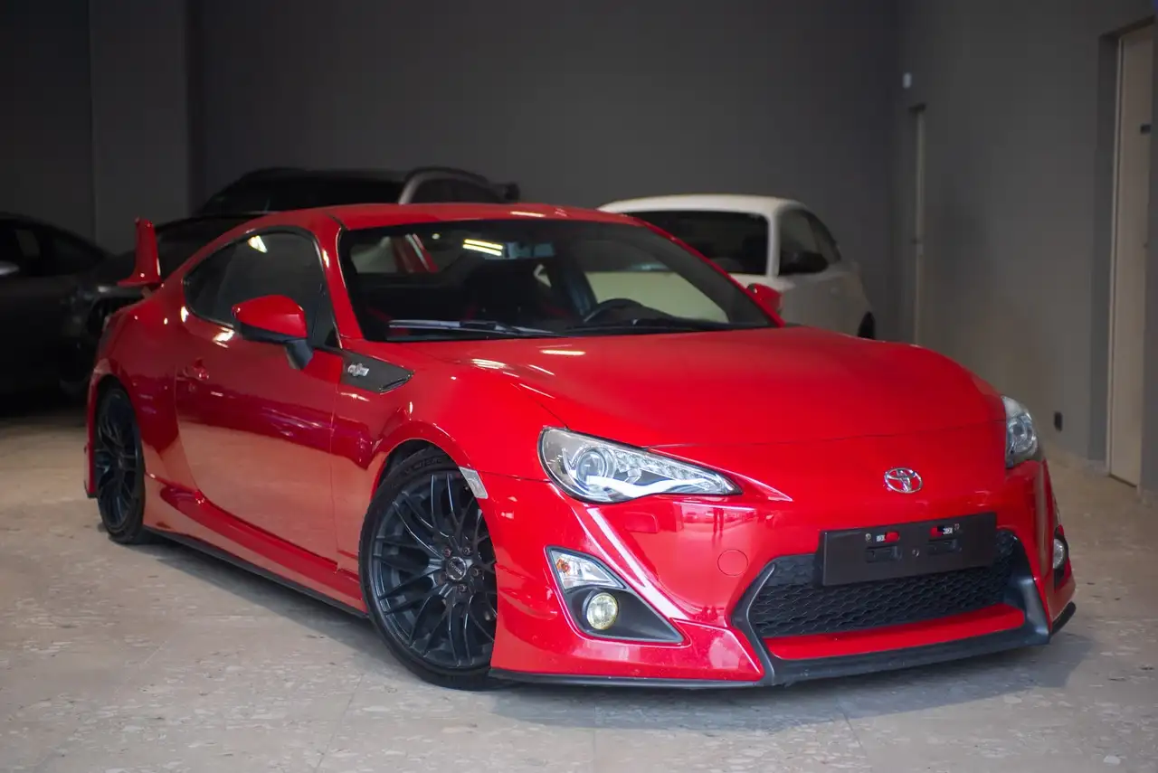 Toyota GT86 2.0 Aerokit | 200 ch | BVM | Kit carrosserie Aerokit | Aileron arrière | Jantes alliage | Écran multimédia