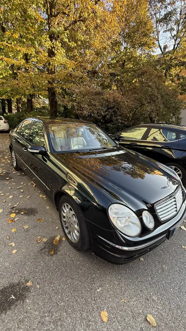 Mercedes-Benz CE 220 - 2