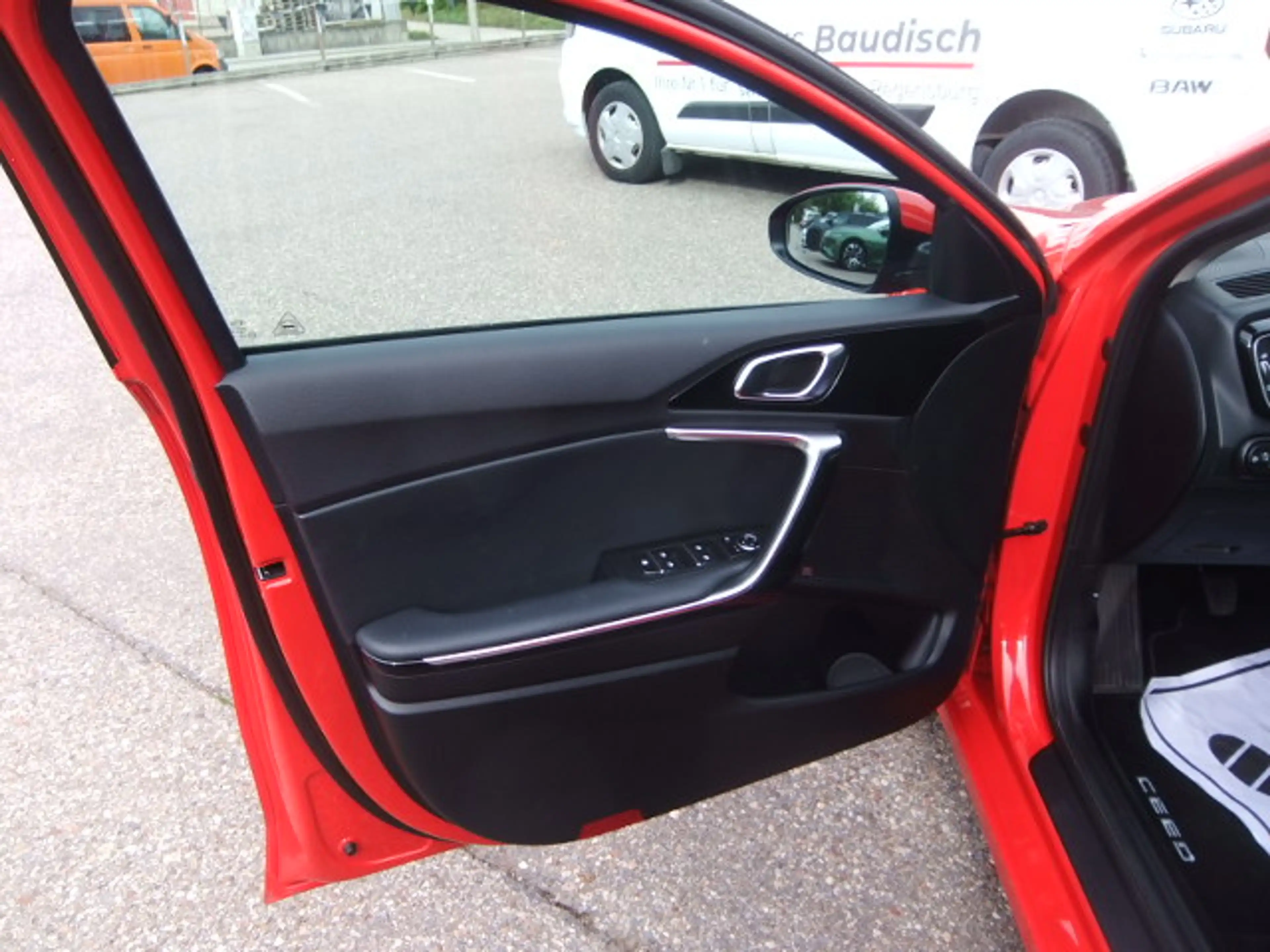 Kia Ceed / cee'd Ceed 1.4 T-GDI OPF Spirit — photo 6