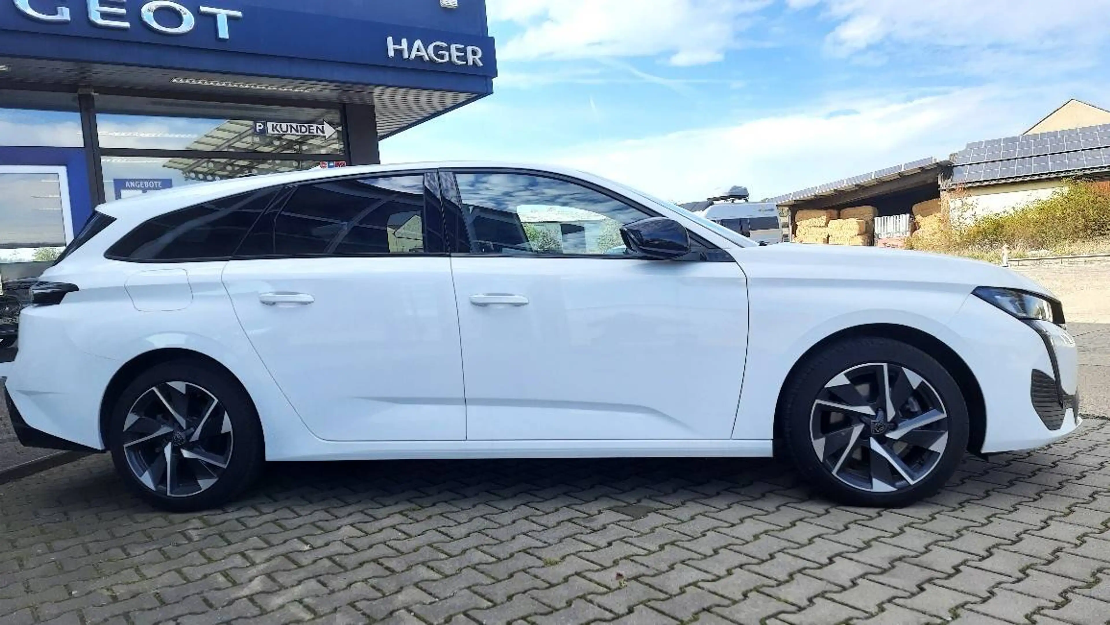 Peugeot 308 ALLURE PACK 130 EAT8 DAB Sitz/Scheibenheizg EPH/360Kamera v/h Navi AHK — photo 14