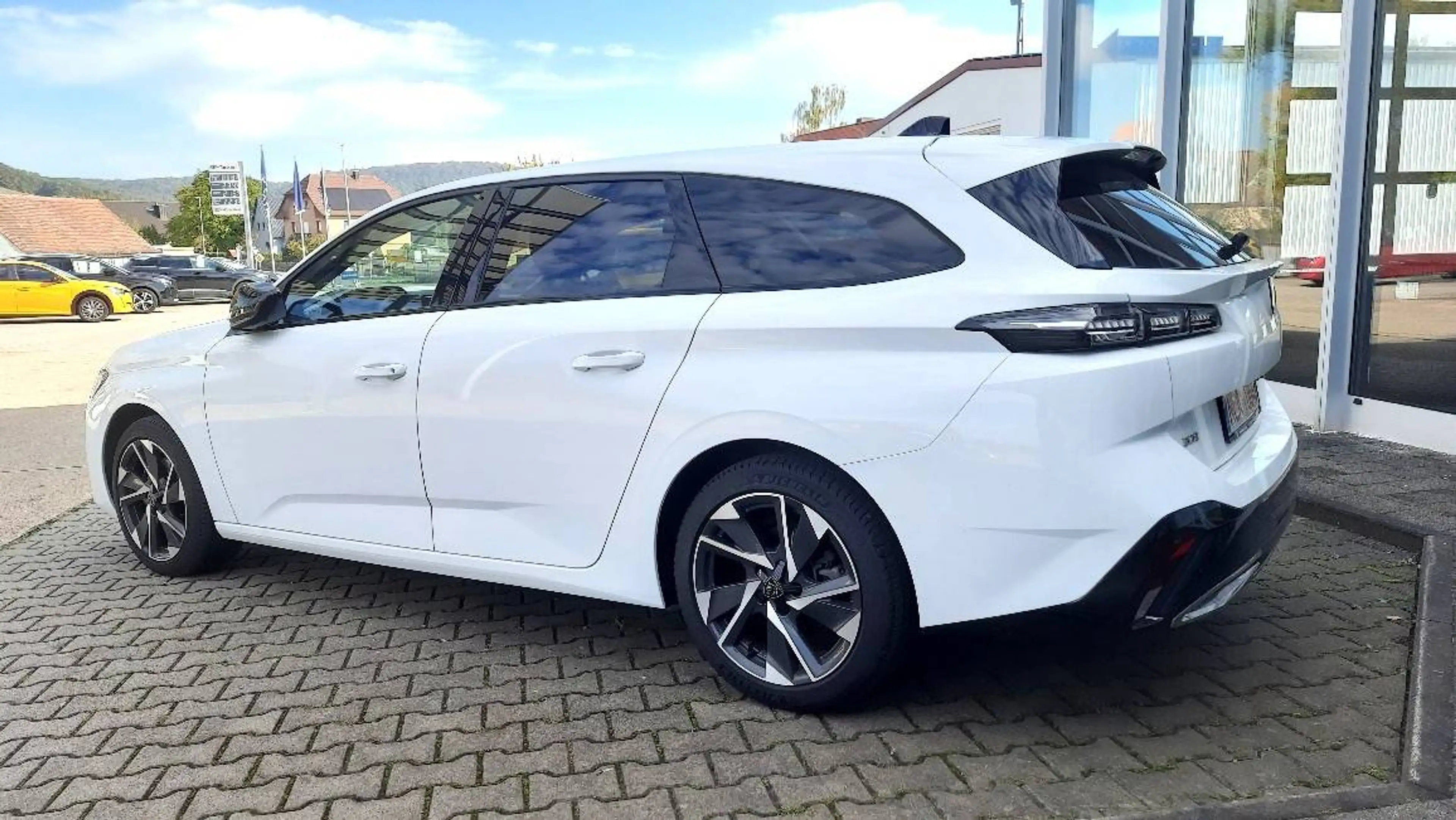 Peugeot 308 ALLURE PACK 130 EAT8 DAB Sitz/Scheibenheizg EPH/360Kamera v/h Navi AHK — photo 9