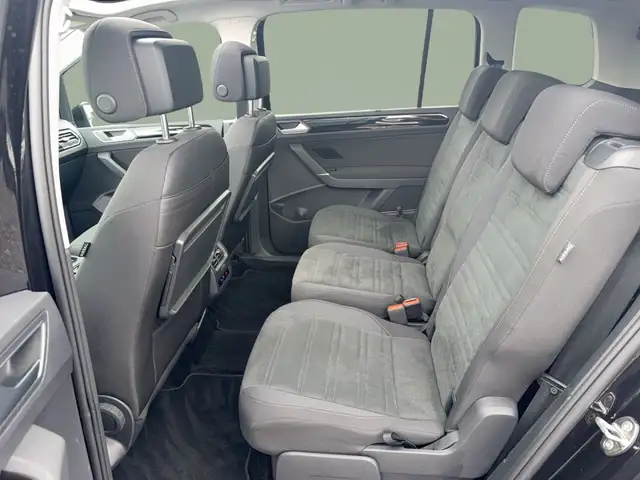 Volkswagen Touran view 12