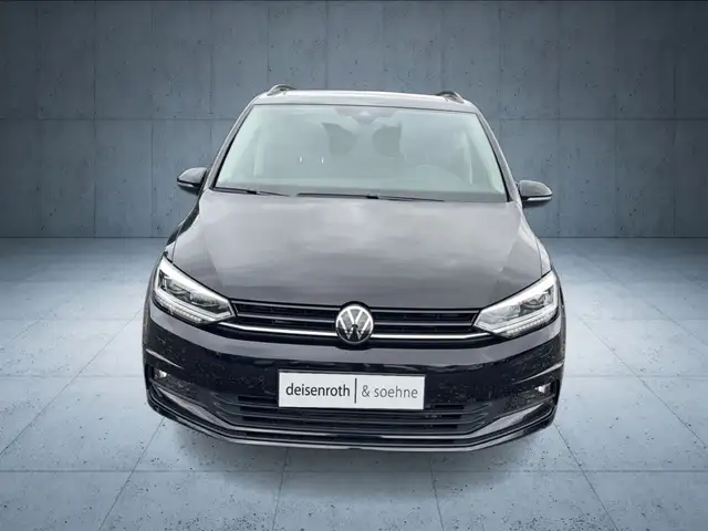 Volkswagen Touran view 8