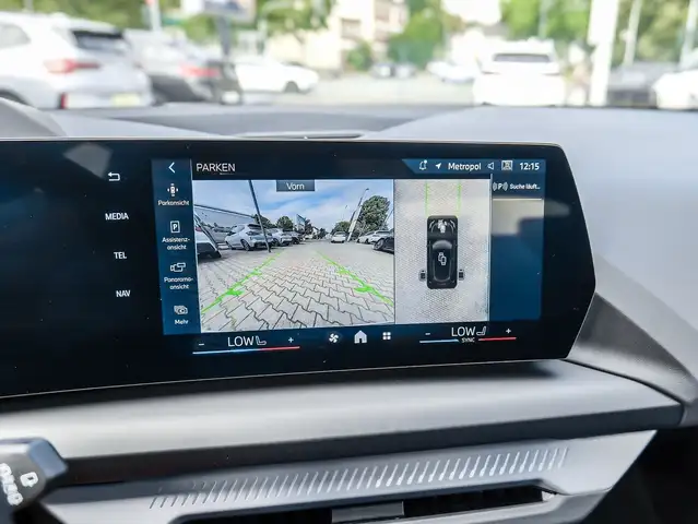 BMW 1 Series view 13