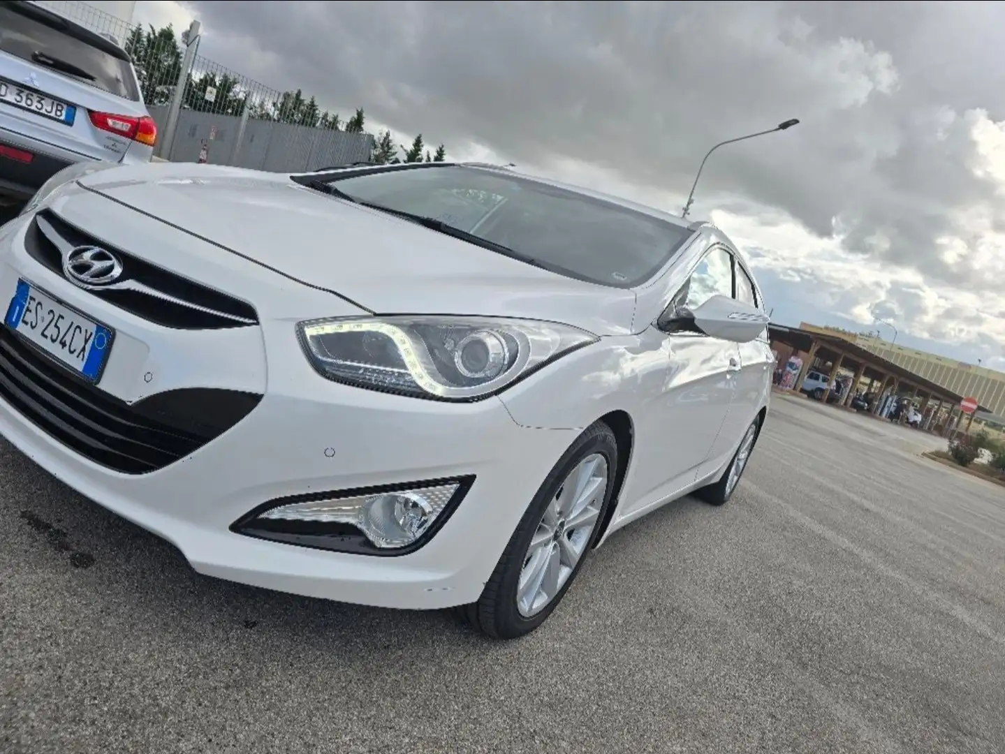 Hyundai i40 Wagon 1.7 crdi Business 136cv auto - 2
