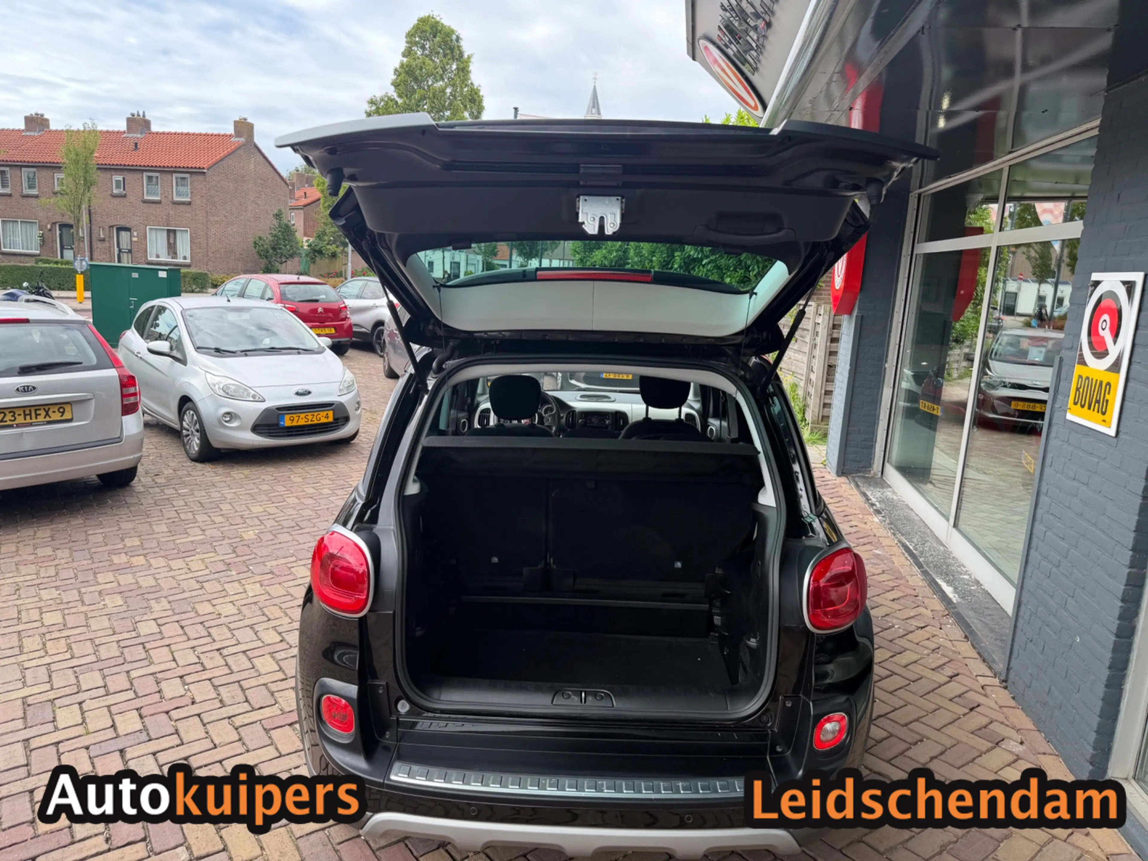 Fiat 500L 1.4-16V Easy — photo 8