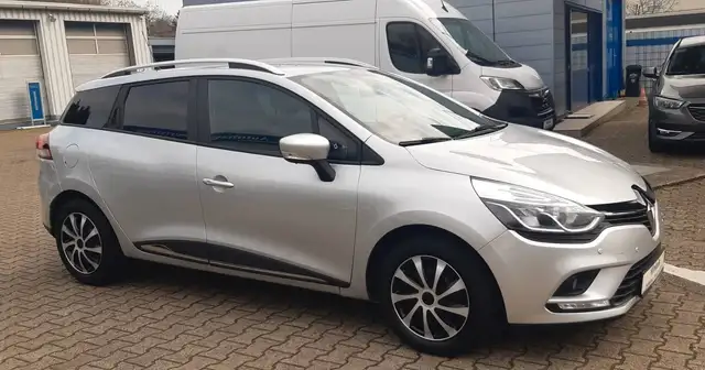 Renault Clio TCe 90 Kombi Klima Navi PDCv+h 64TKM Scheckheft