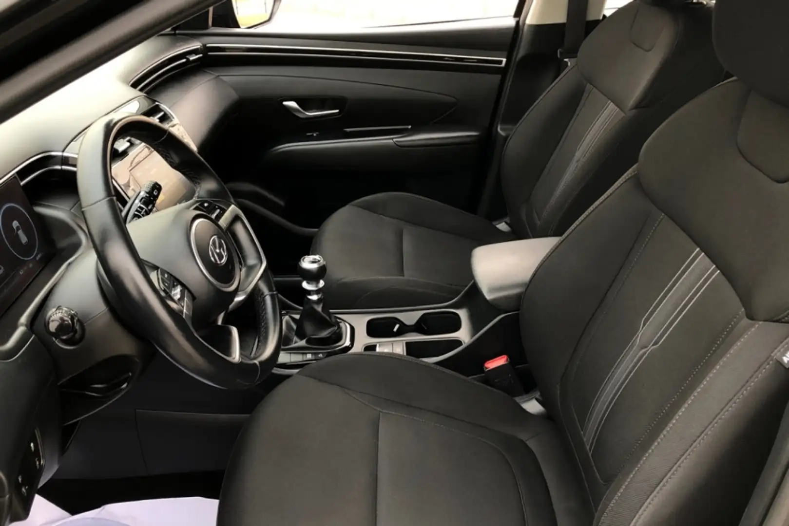Hyundai TUCSON 1.6 TGDI 110KW MAXX 150 5P Negro - 2