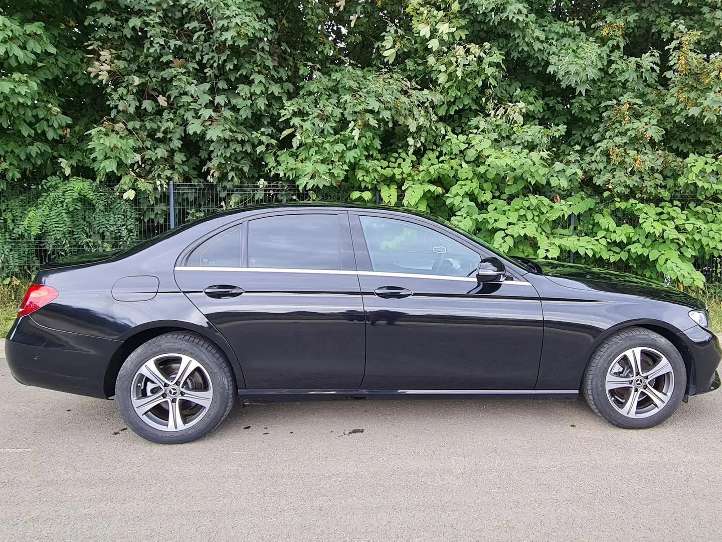 Mercedes-Benz E 200 E 200 d Negro - 1