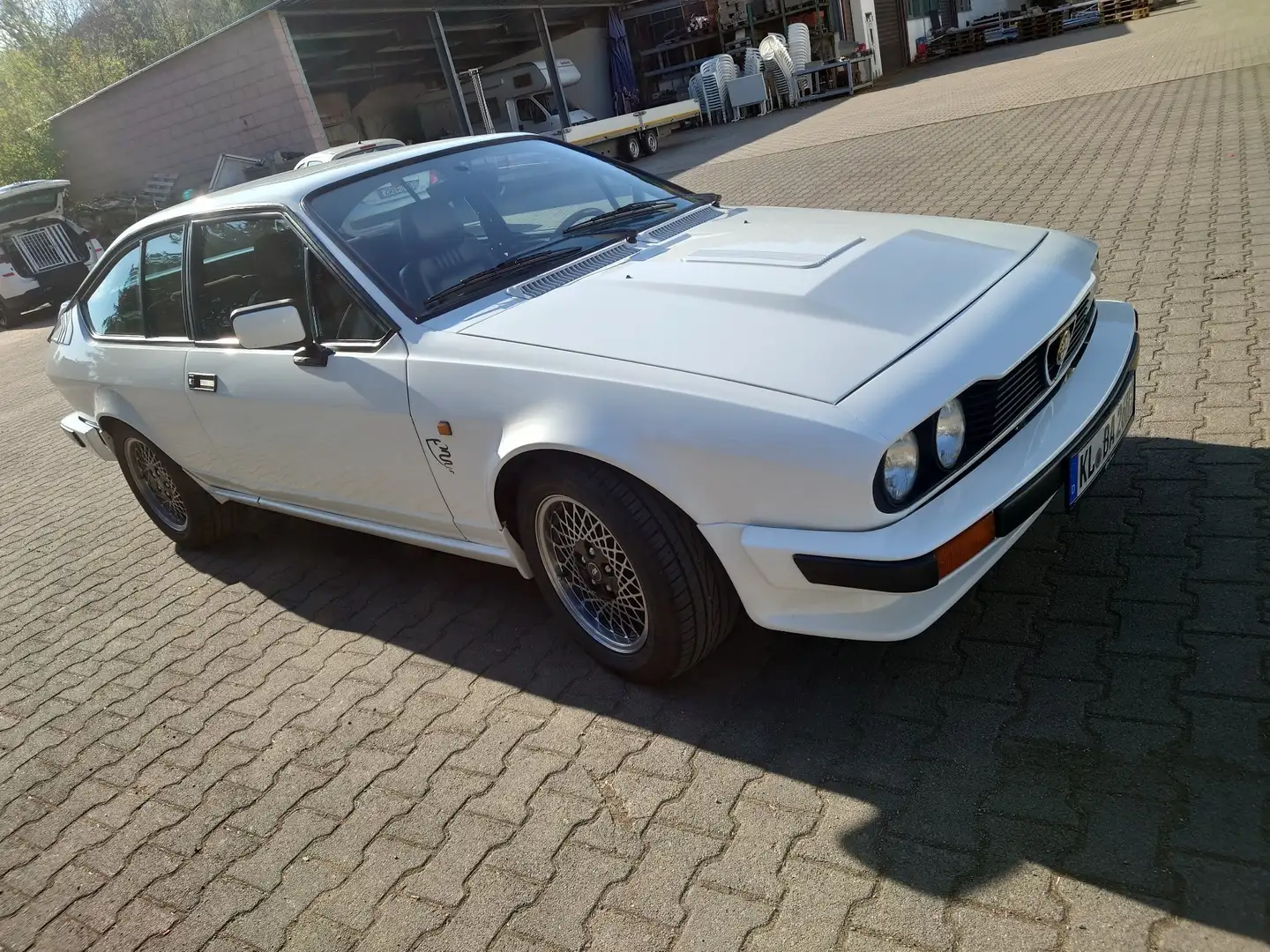 Alfa Romeo GTV 6/2.8 Blanc - 1