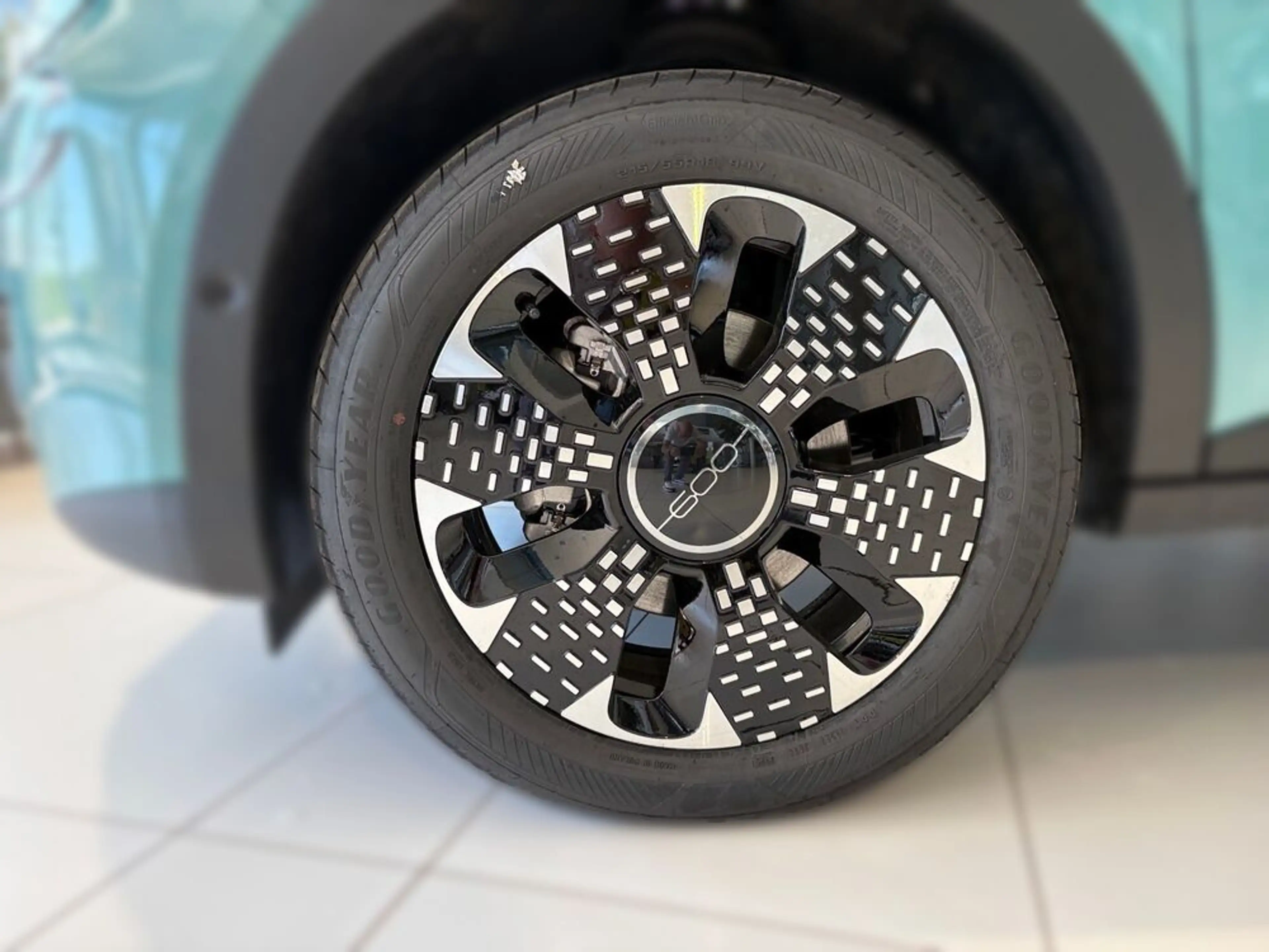 Fiat 600 e-Hybrid 110 eDCT6 La Prima — photo 4