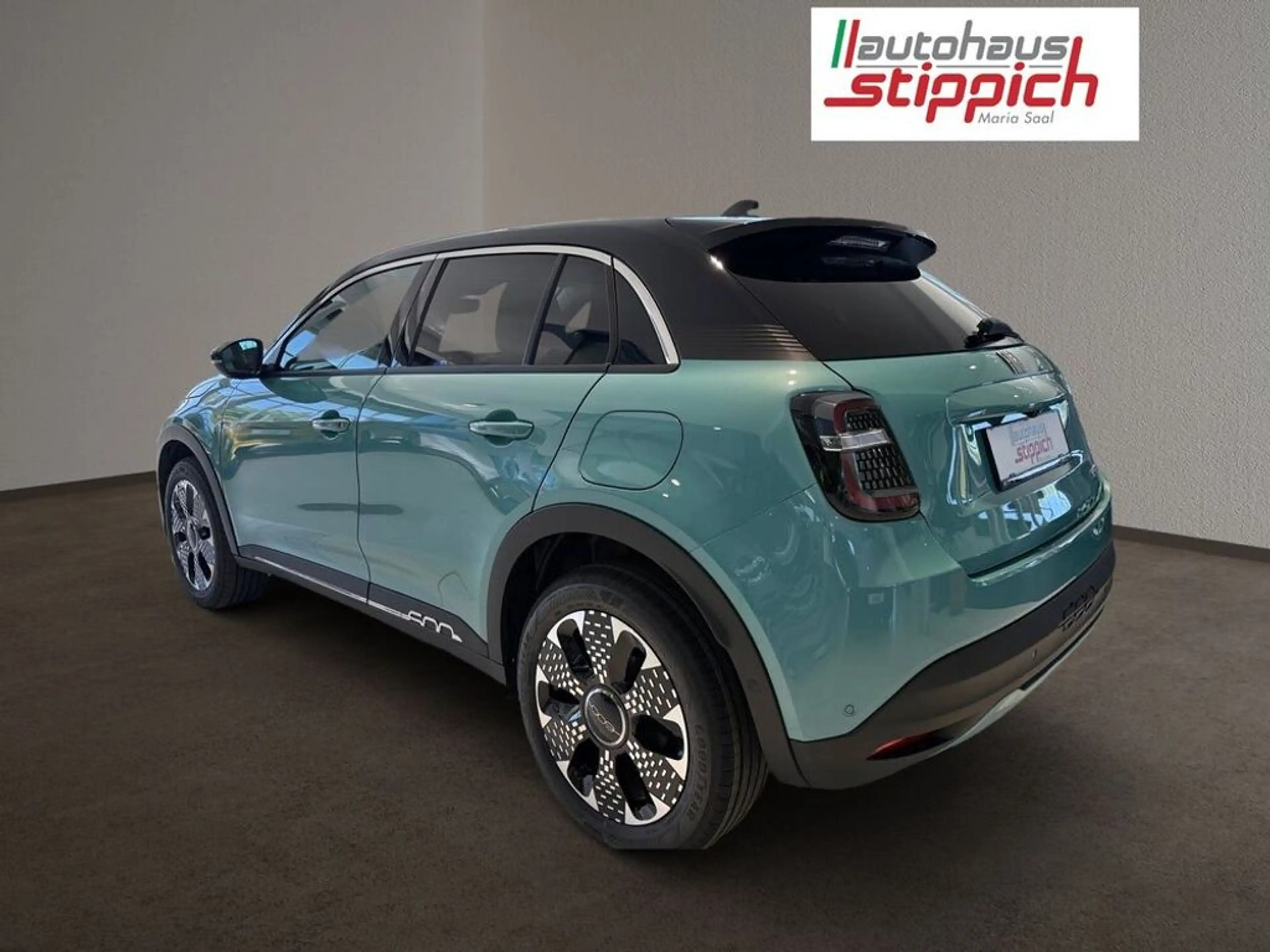 Fiat 600 e-Hybrid 110 eDCT6 La Prima — photo 9