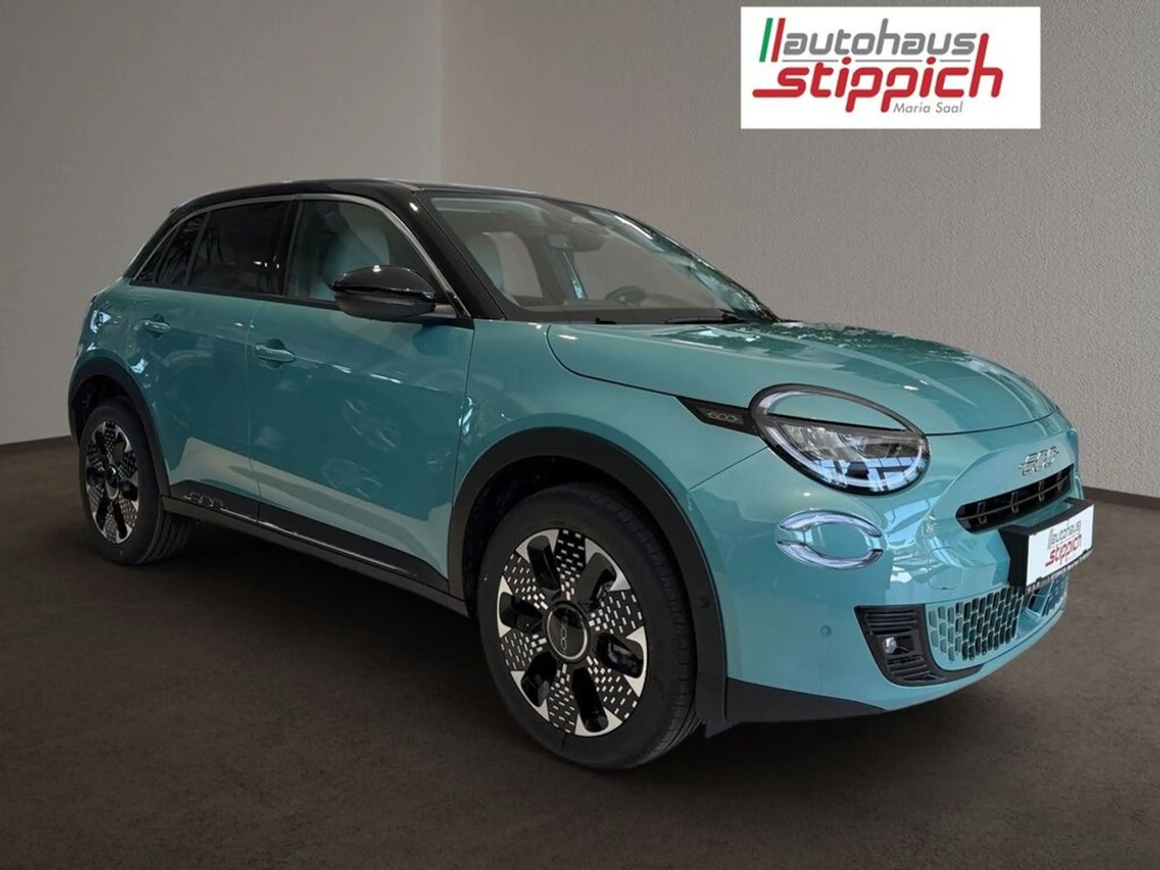 Fiat 600 e-Hybrid 110 eDCT6 La Prima — photo 15