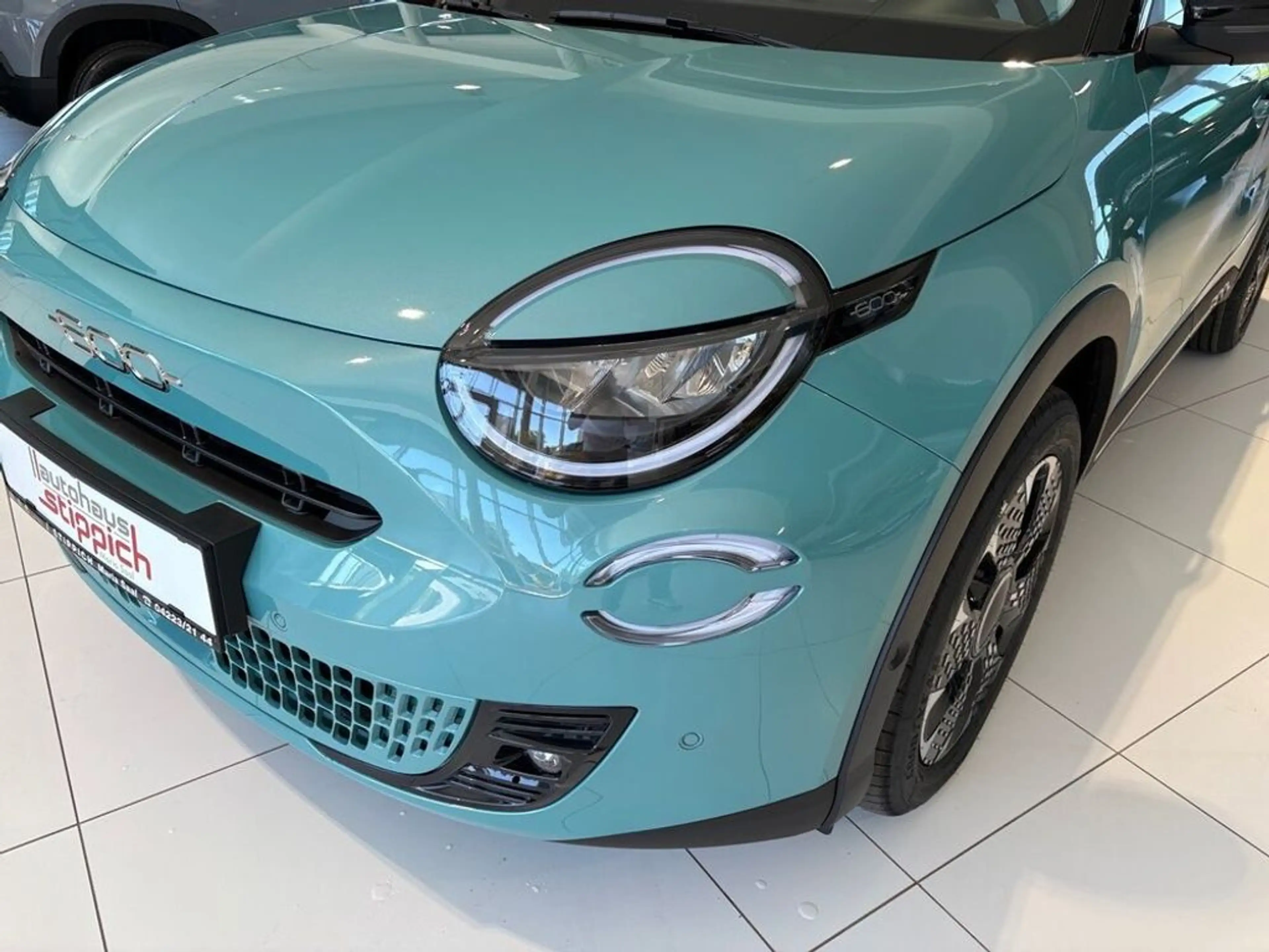 Fiat 600 e-Hybrid 110 eDCT6 La Prima — photo 3