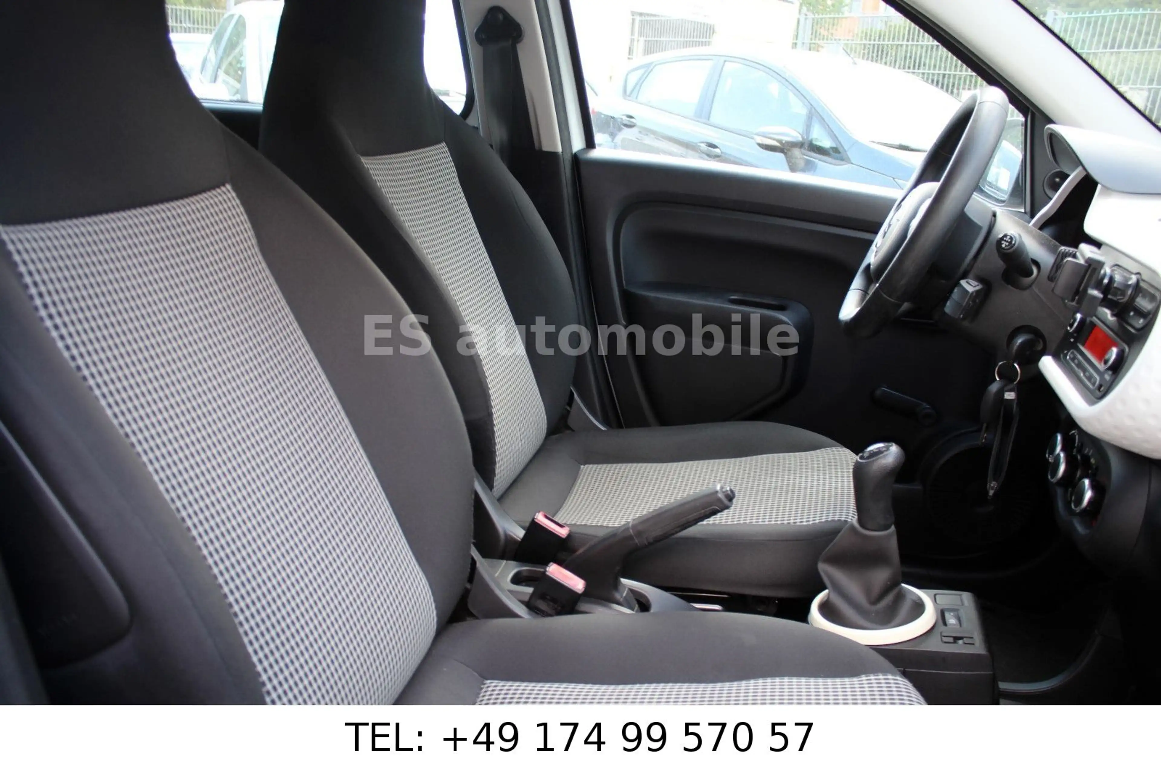 Renault Twingo Expression **1.Hand/ wenig km / TÜV NEU** — photo 11